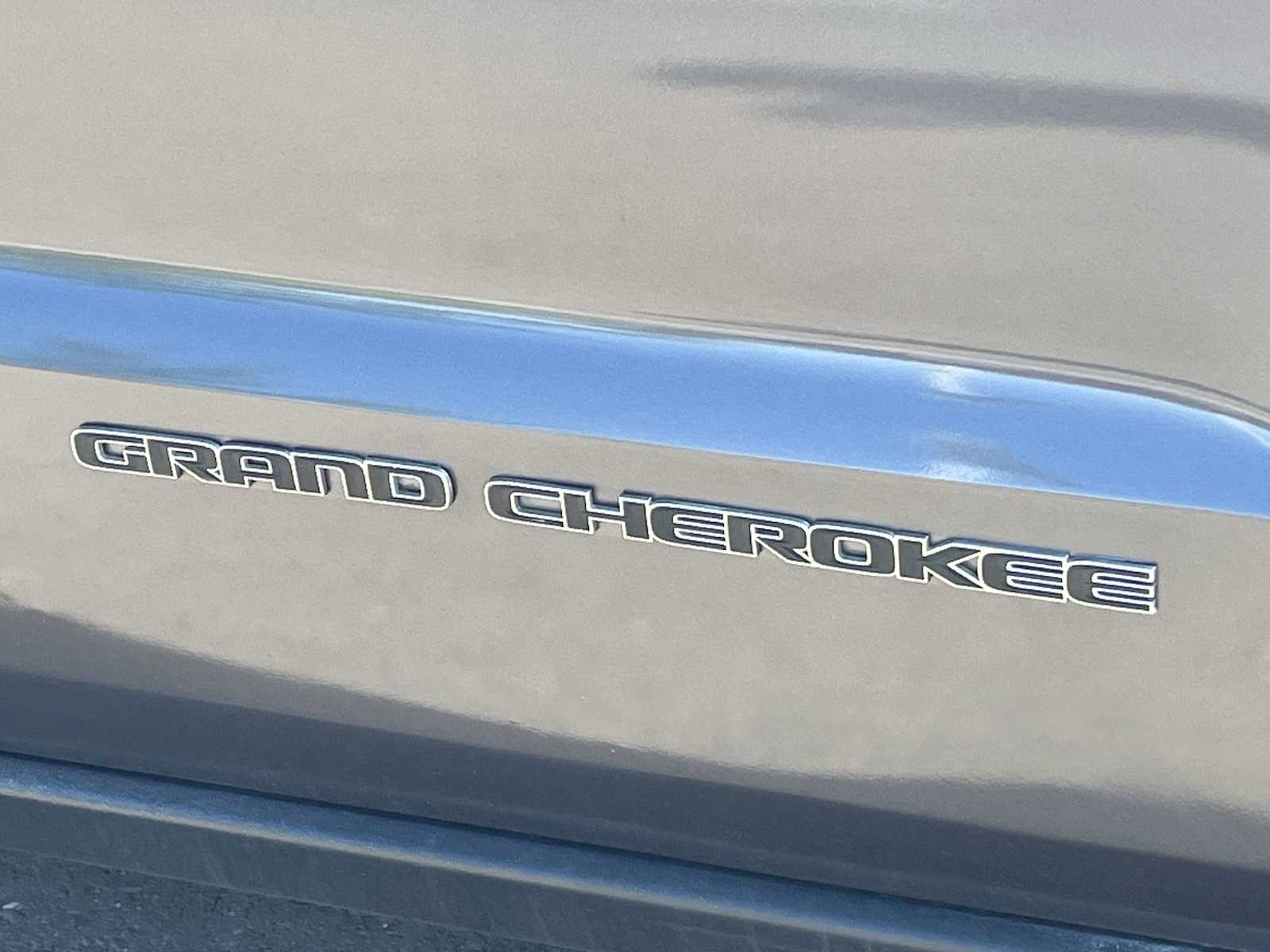 Thumbnail: 2020 Jeep Grand Cherokee - 7
