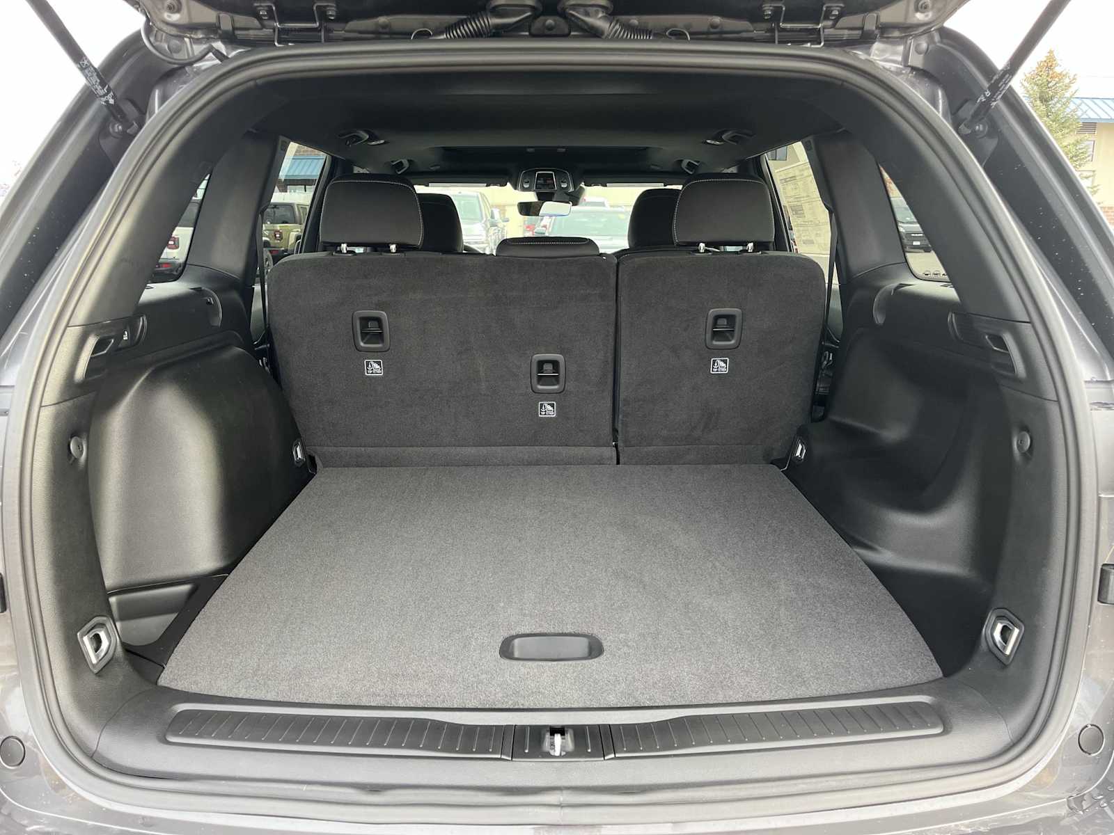 Thumbnail: 2025 Jeep Grand Cherokee - 19