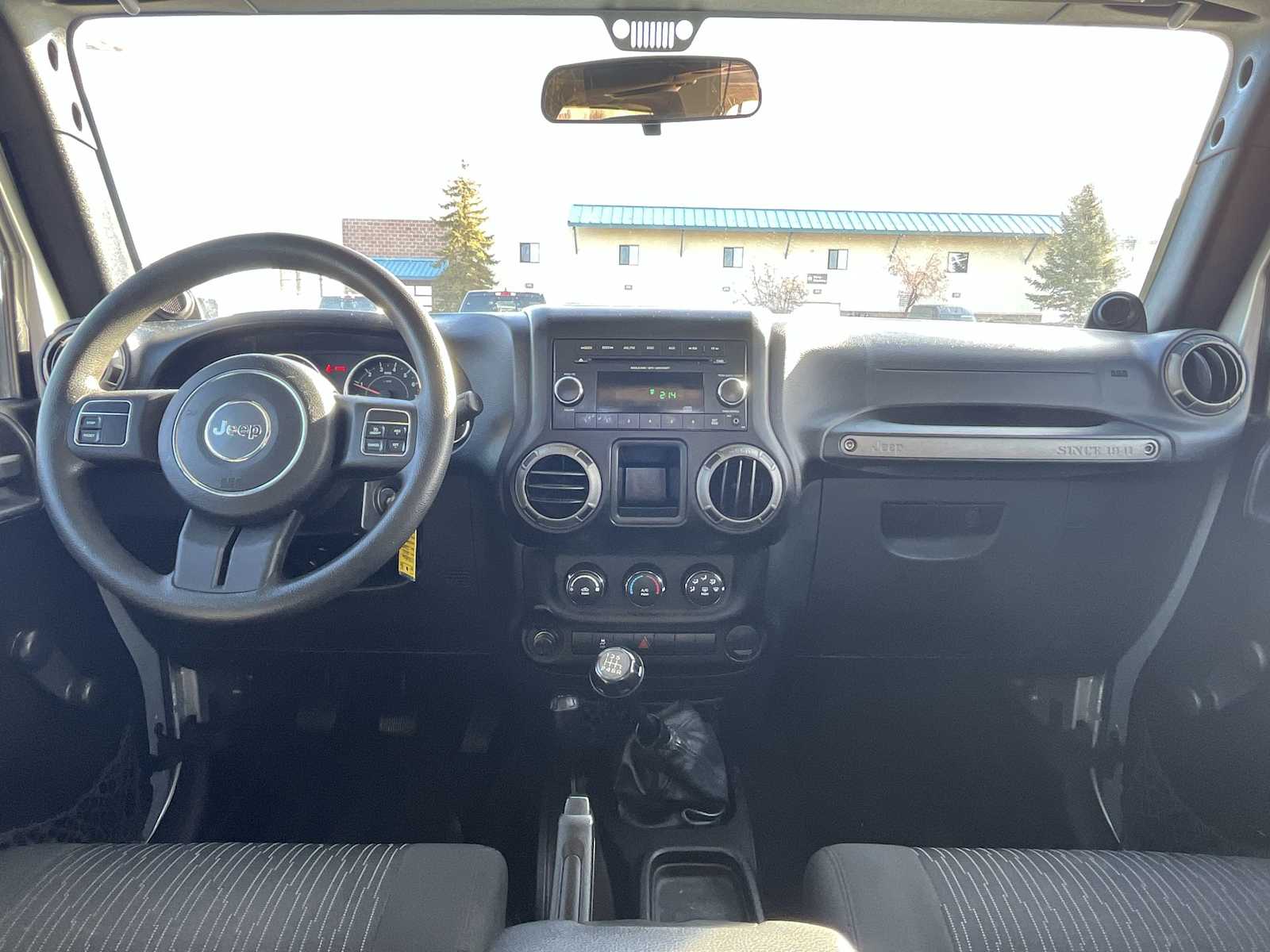 Thumbnail: 2012 Jeep Wrangler - 10