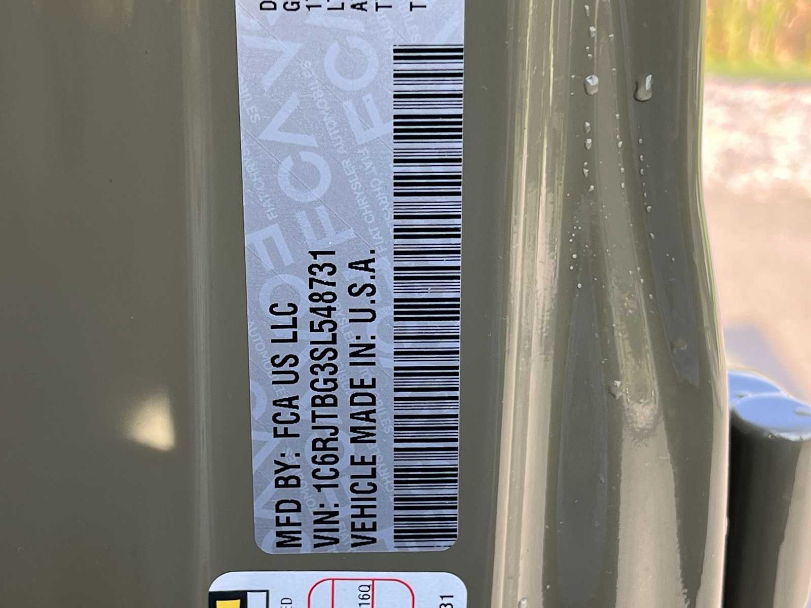 Thumbnail: 2025 Jeep Gladiator - 21