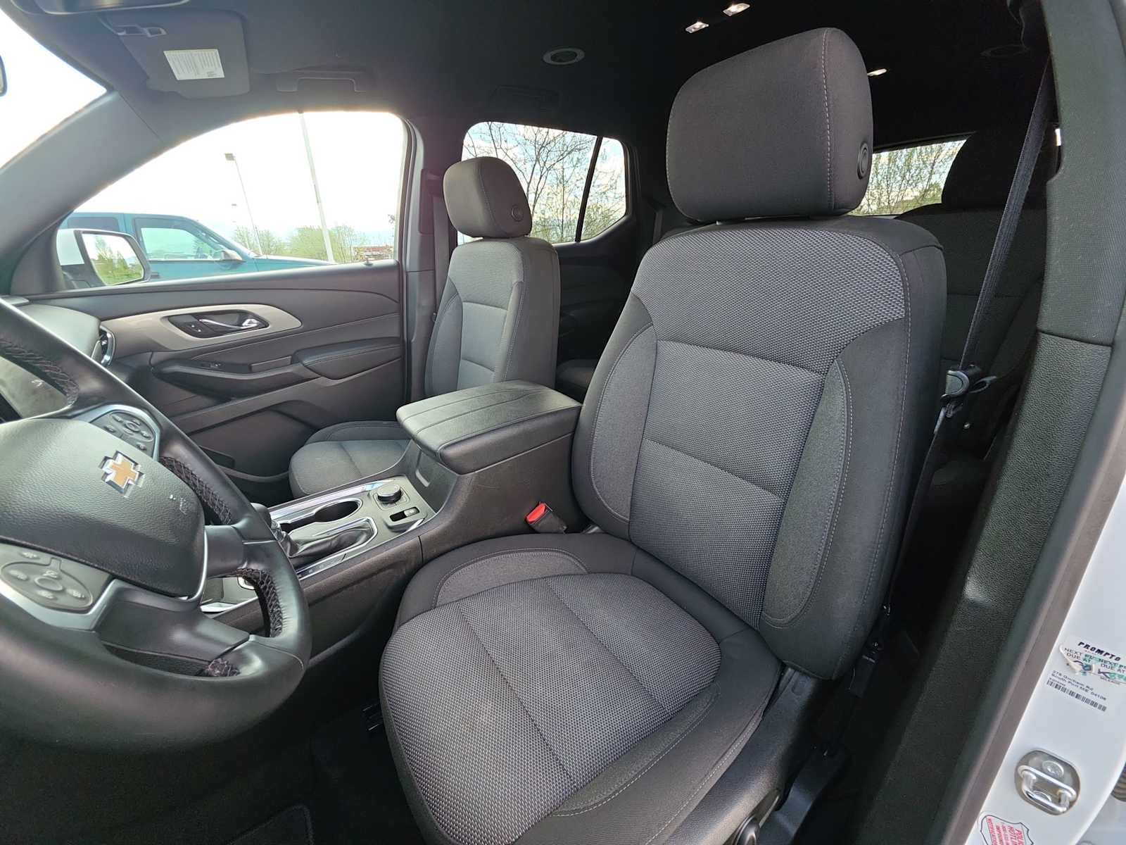 Thumbnail: 2023 Chevrolet Traverse - 11