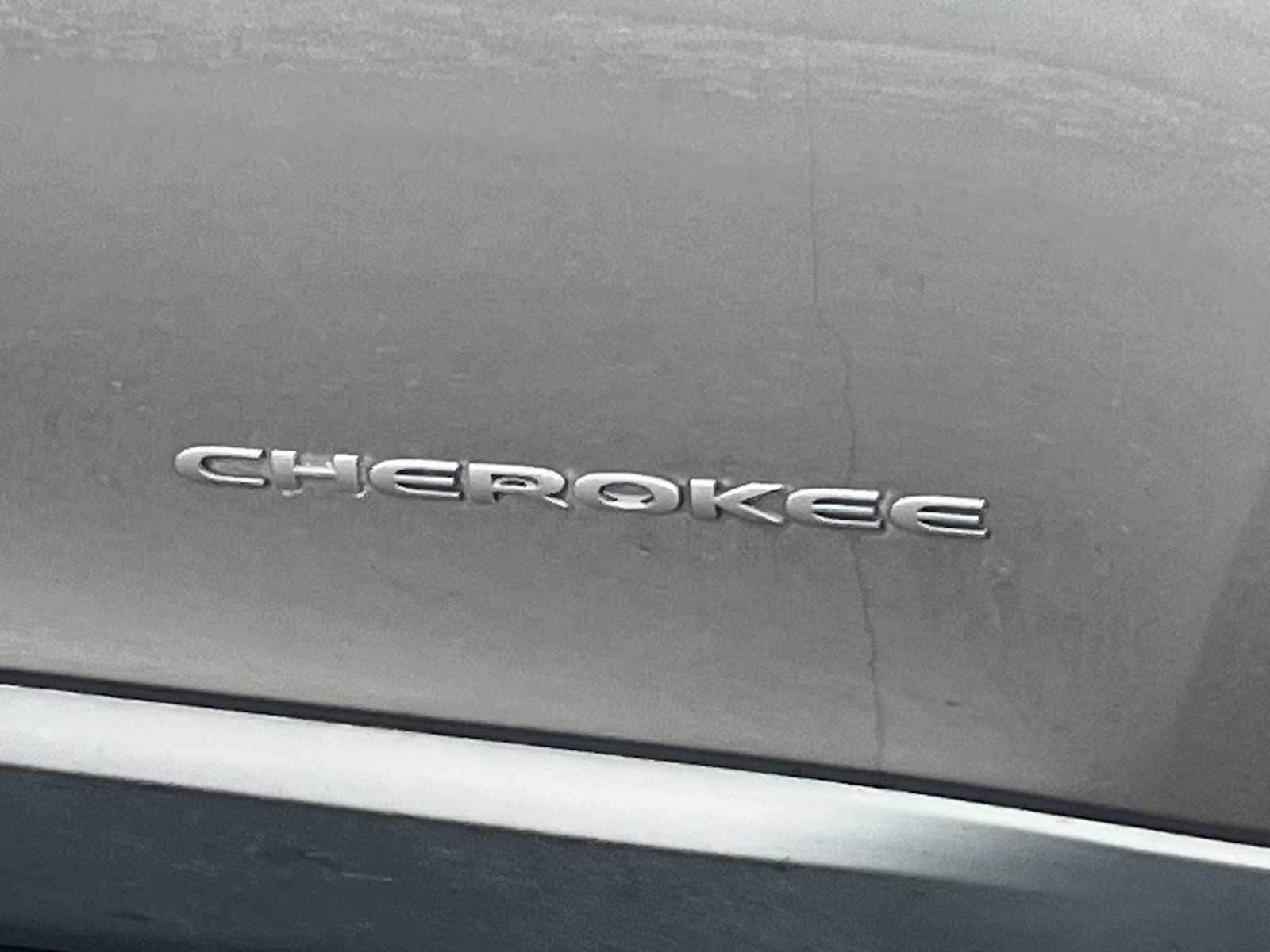 Thumbnail: 2015 Jeep Cherokee - 7