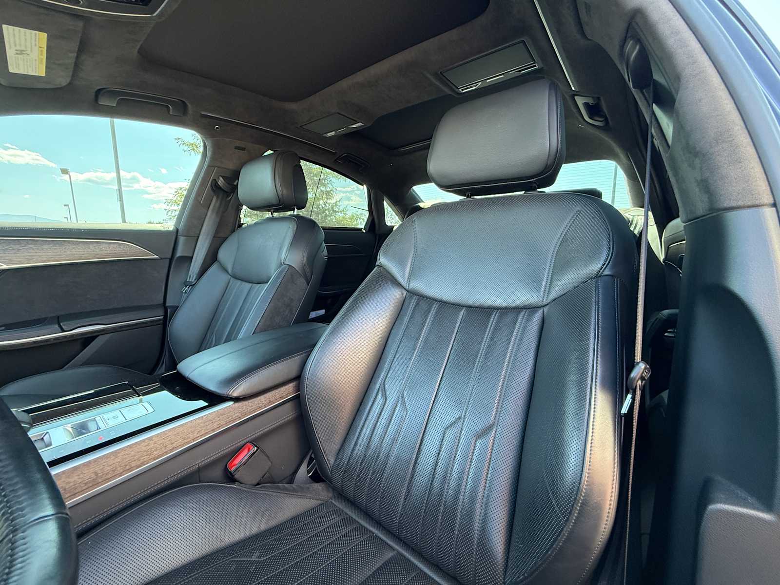 Thumbnail: 2020 Audi A8 - 11