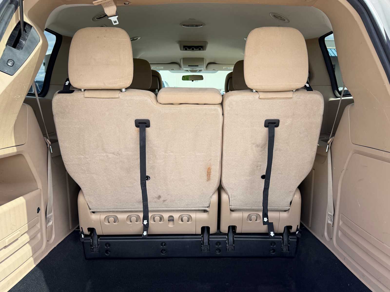Thumbnail: 2016 Dodge Grand Caravan - 10