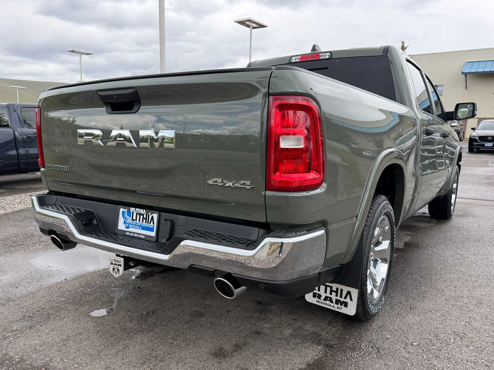 Thumbnail: 2026 RAM 1500 - 17