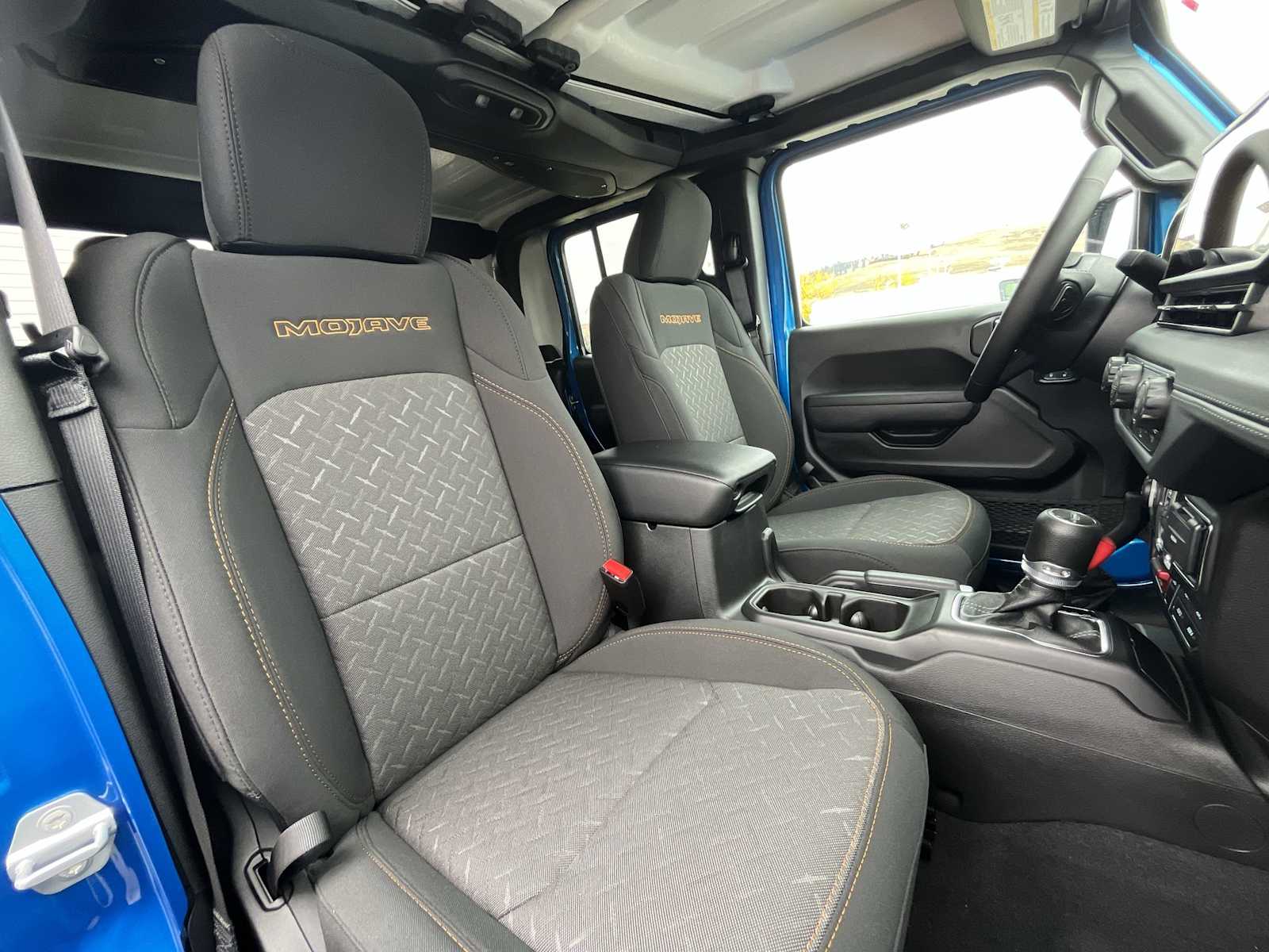 Thumbnail: 2025 Jeep Gladiator - 14