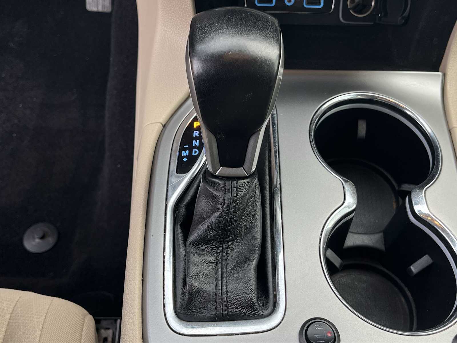 Thumbnail: 2020 Jeep Grand Cherokee - 17