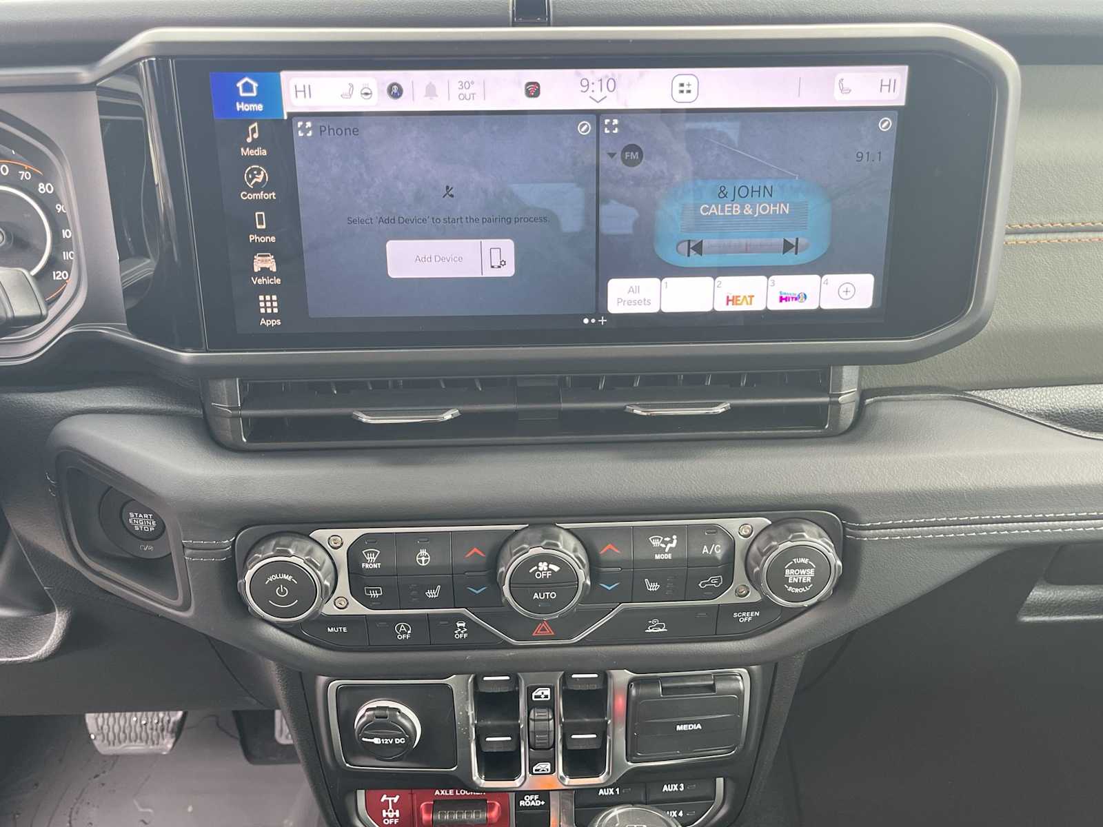 Thumbnail: 2026 Jeep Gladiator - 16