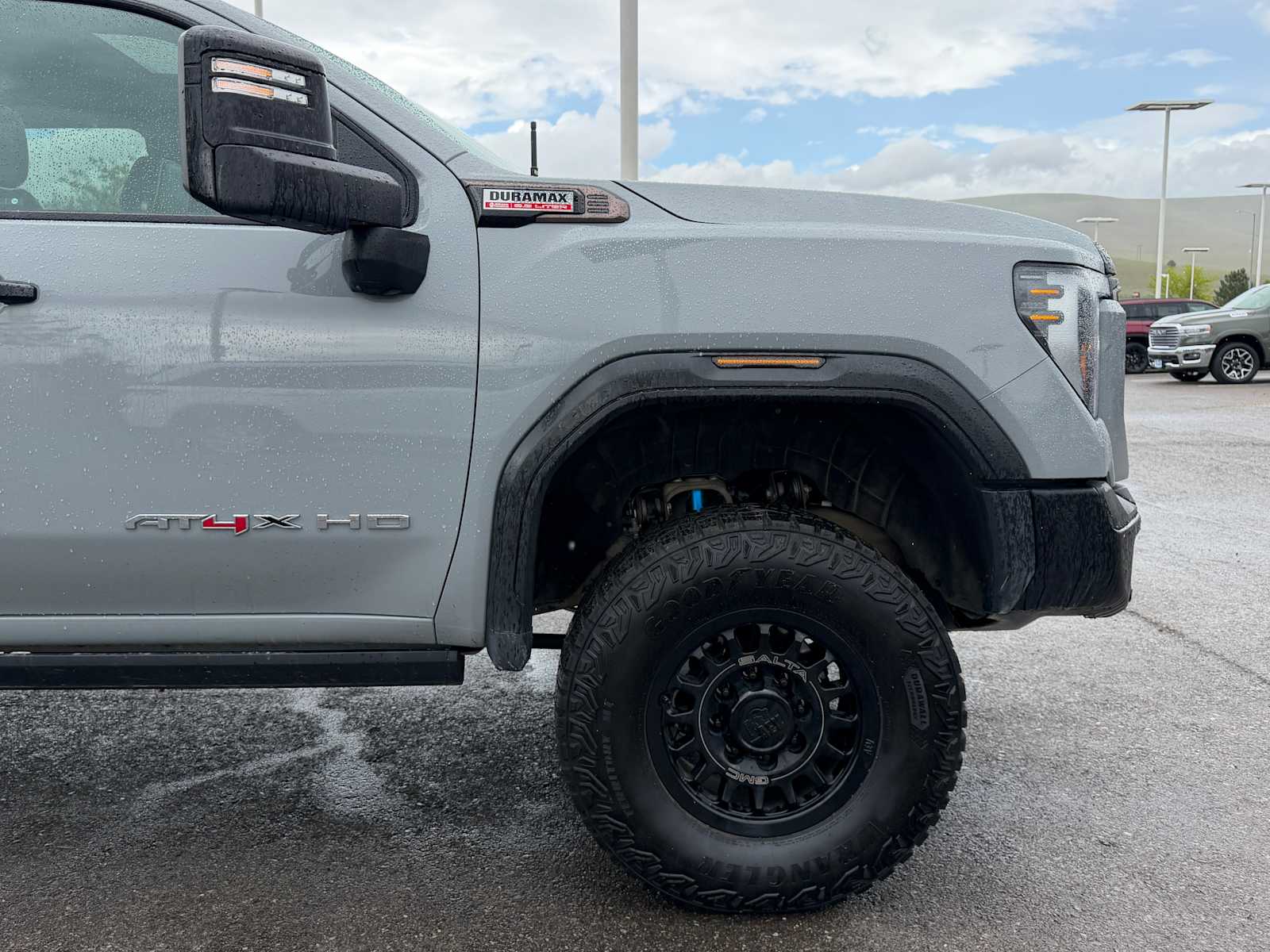 Thumbnail: 2024 GMC Sierra 2500 - 5