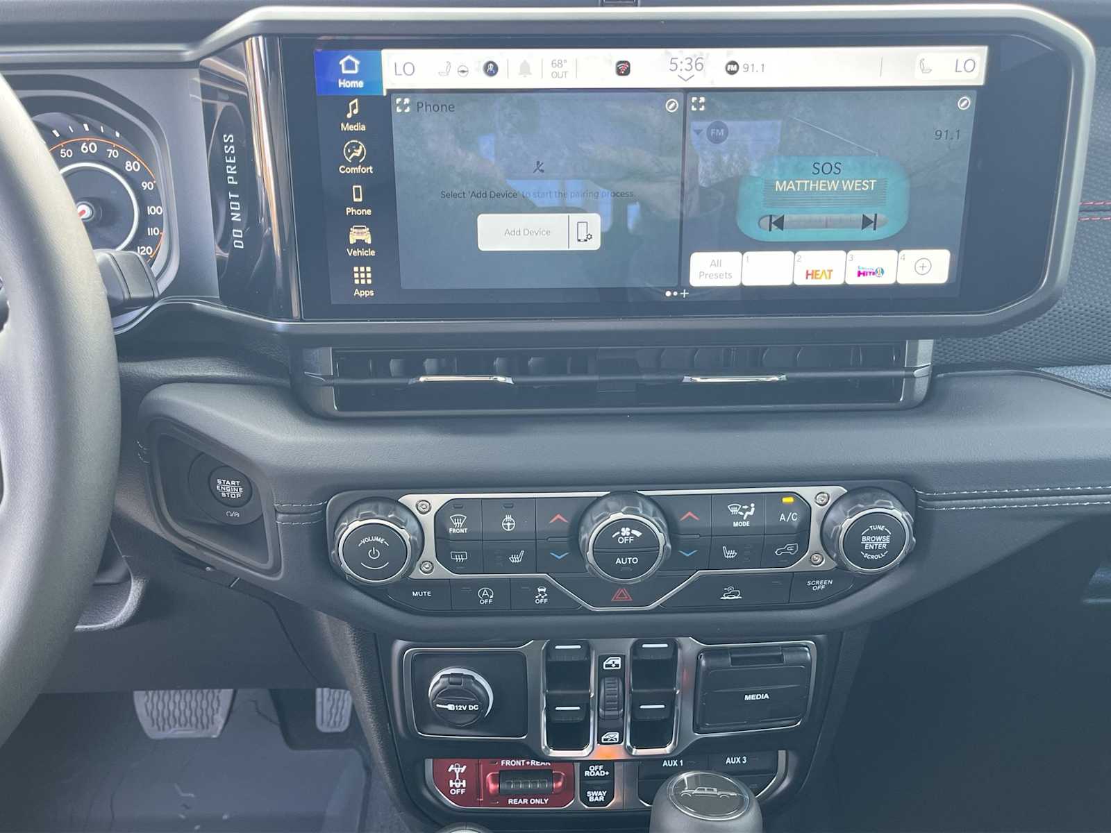 Thumbnail: 2025 Jeep Gladiator - 16