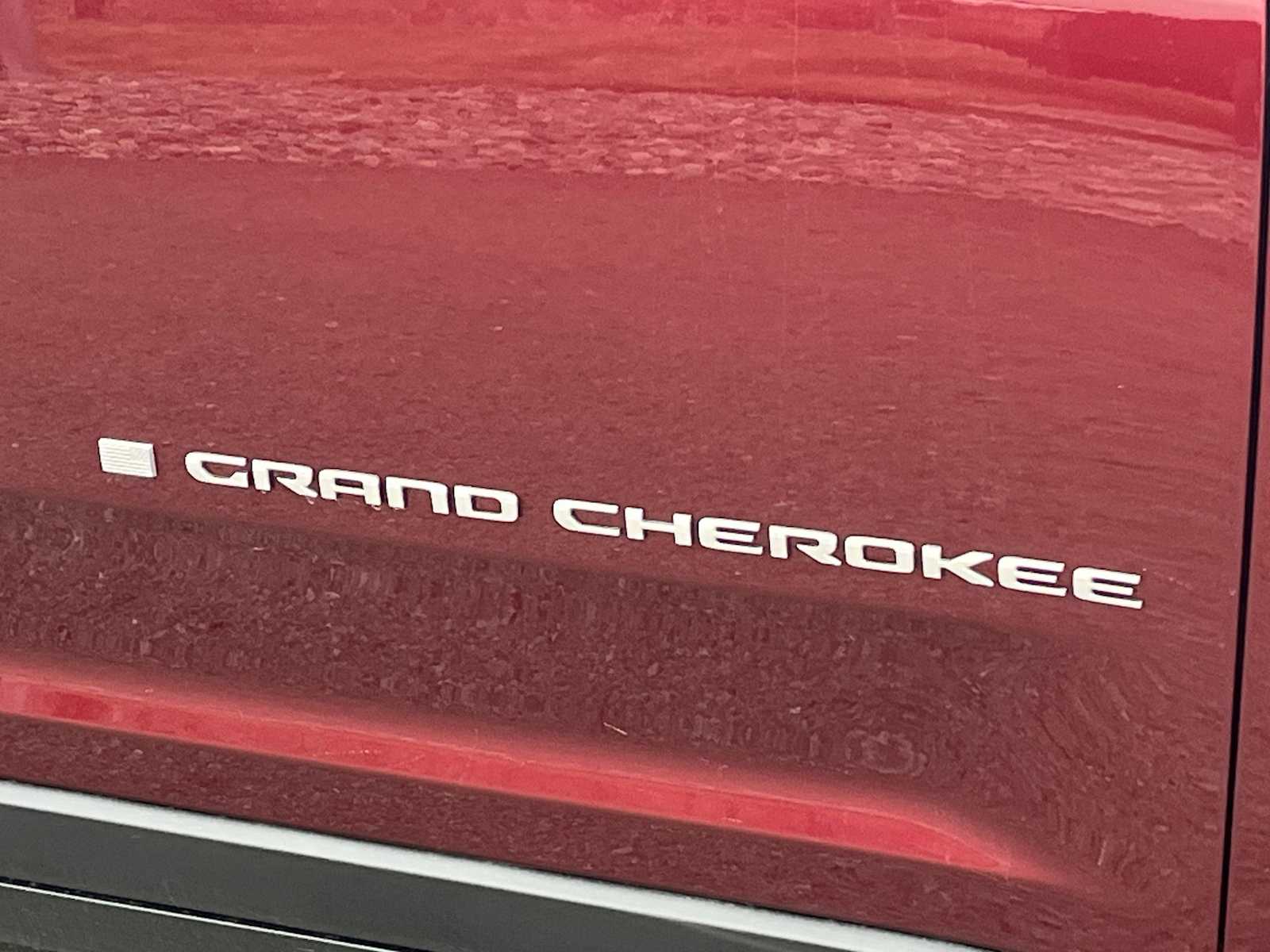 Thumbnail: 2026 Jeep Grand Cherokee - 7