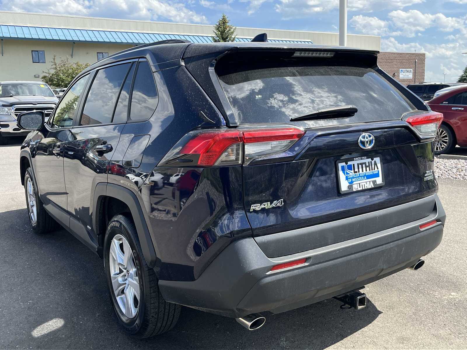 Thumbnail: 2019 Toyota RAV4 - 4