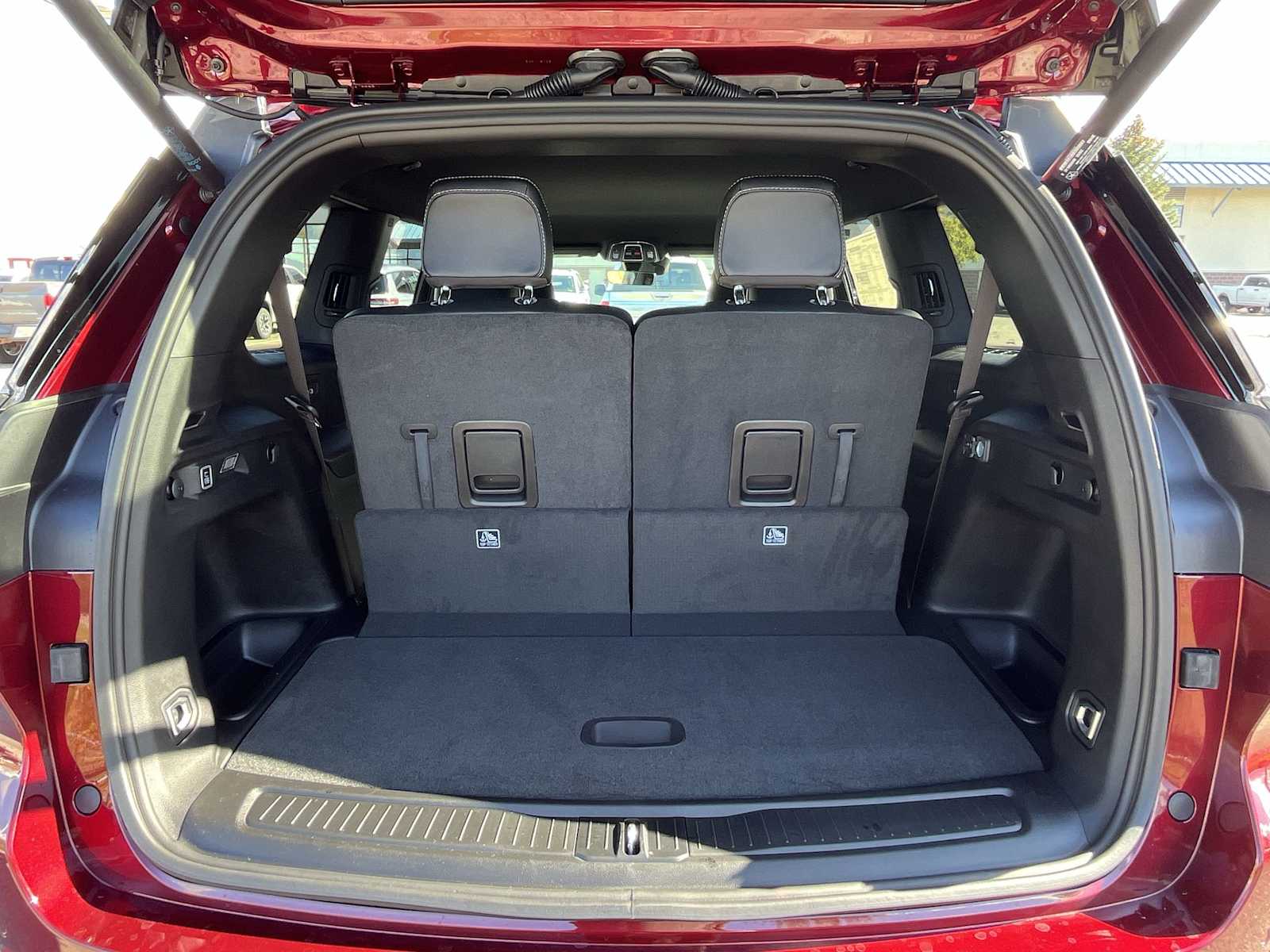 Thumbnail: 2025 Jeep Grand Cherokee - 19