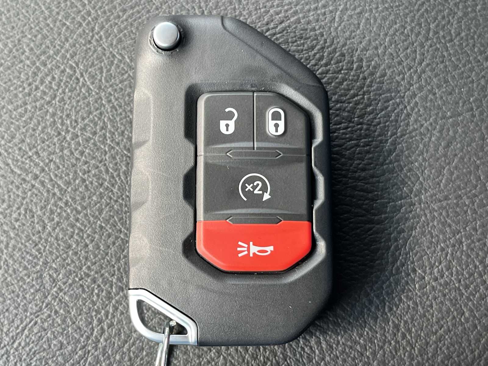 Thumbnail: 2025 Jeep Gladiator - 20