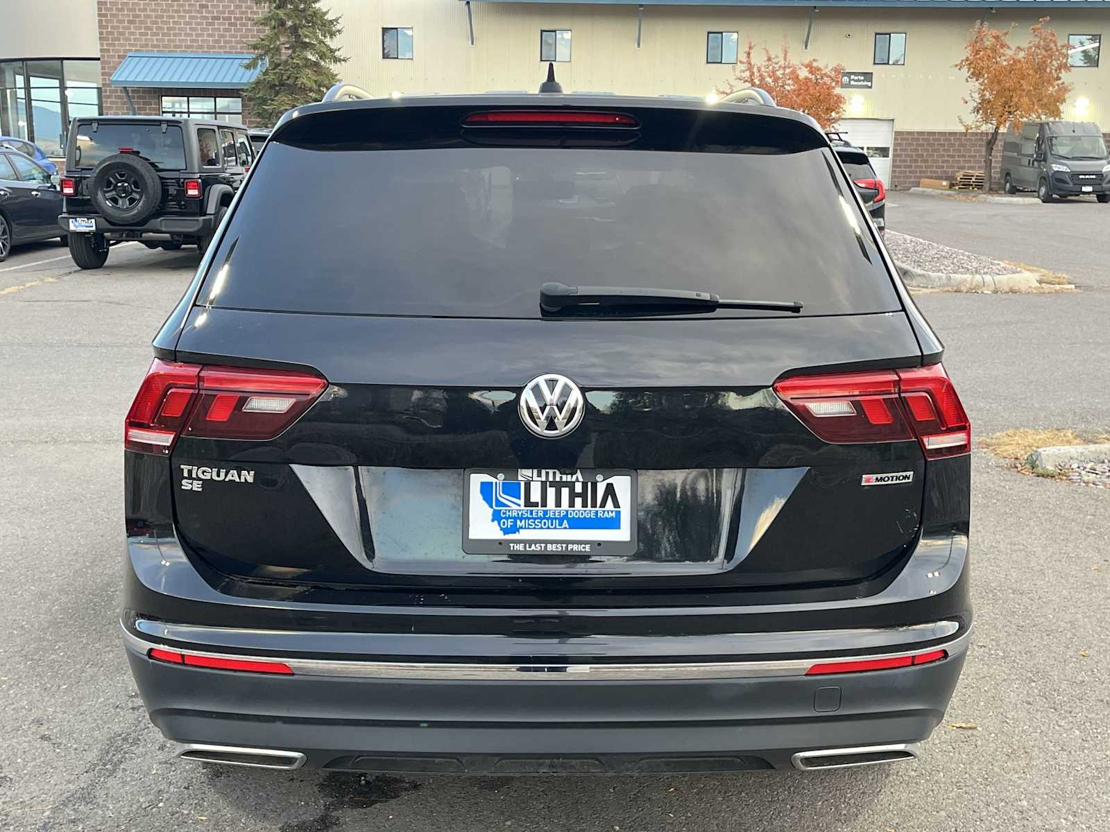 Thumbnail: 2021 Volkswagen Tiguan - 5