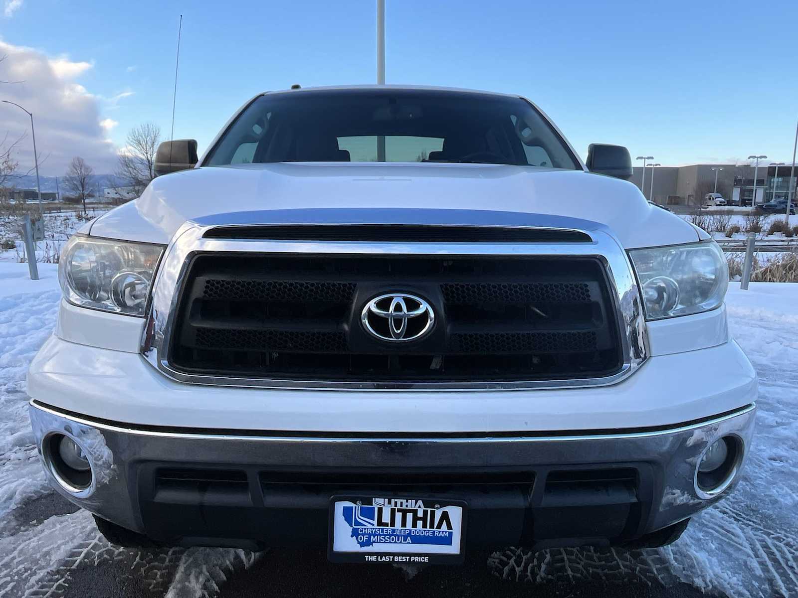 Thumbnail: 2011 Toyota Tundra - 6