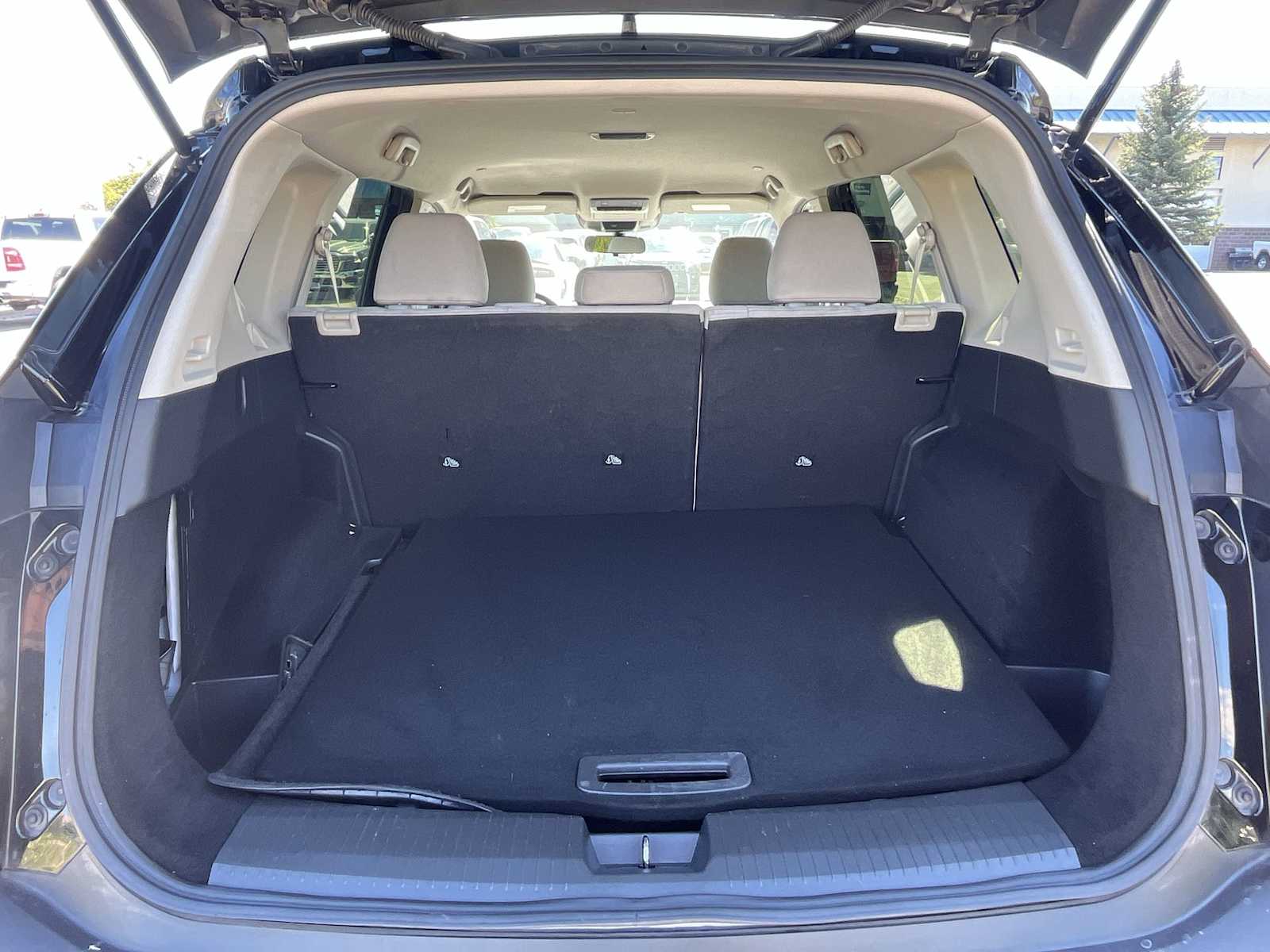 Thumbnail: 2023 Nissan Rogue - 19