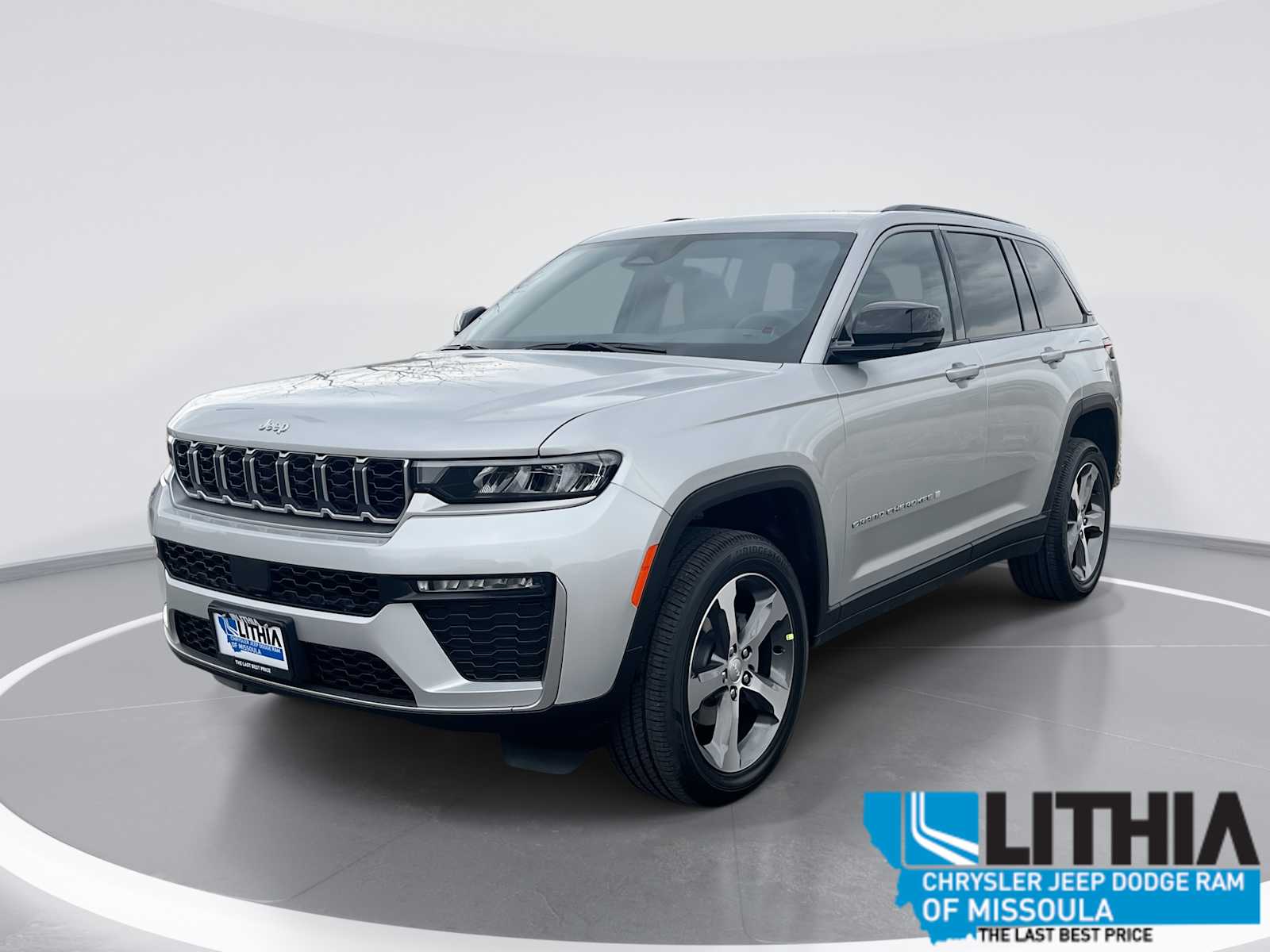 2026 Jeep Grand Cherokee Limited 4x4's photo