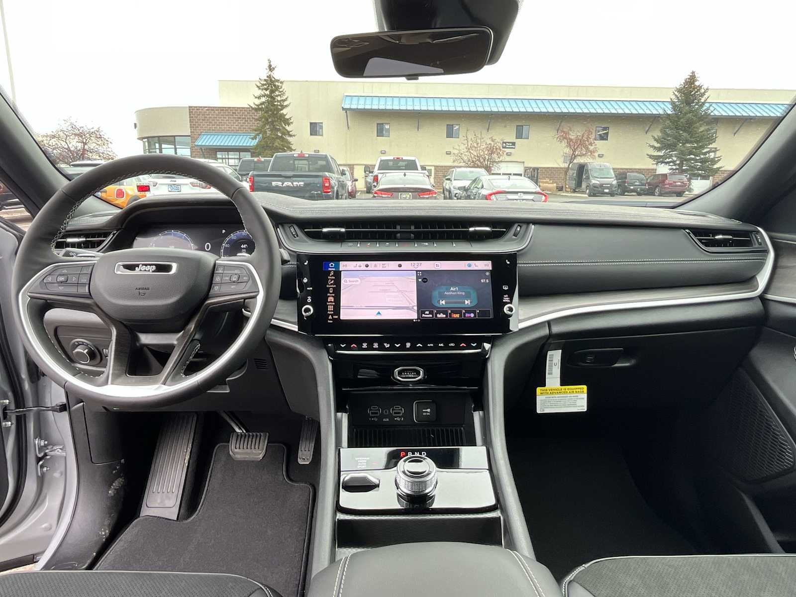 Thumbnail: 2026 Jeep Grand Cherokee - 10