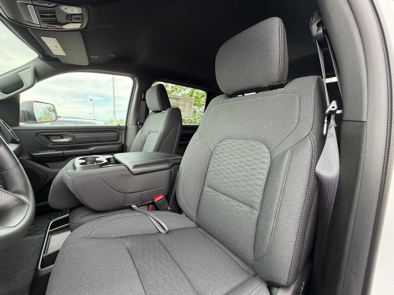 Thumbnail: 2026 RAM 1500 - 14