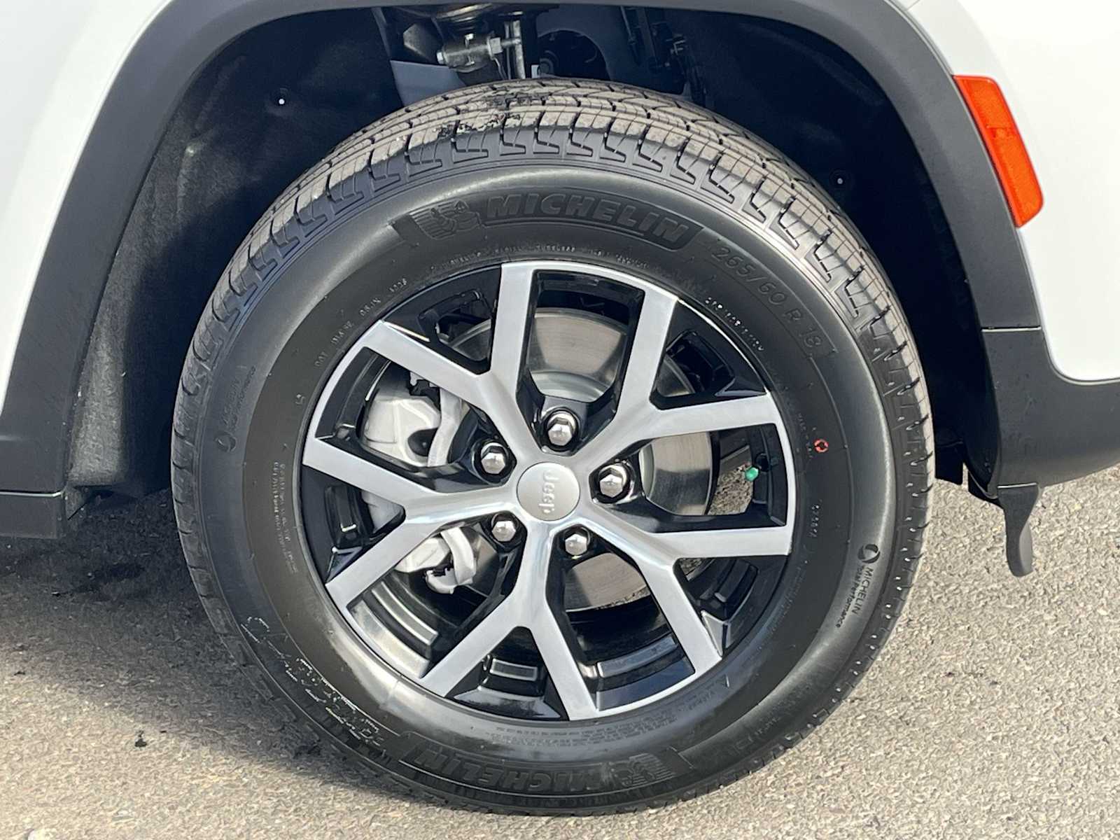 Thumbnail: 2025 Jeep Grand Cherokee - 8