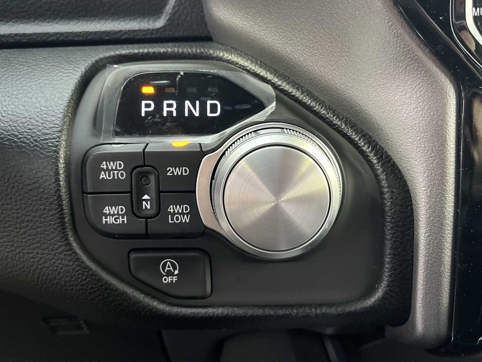 Thumbnail: 2026 RAM 1500 - 17