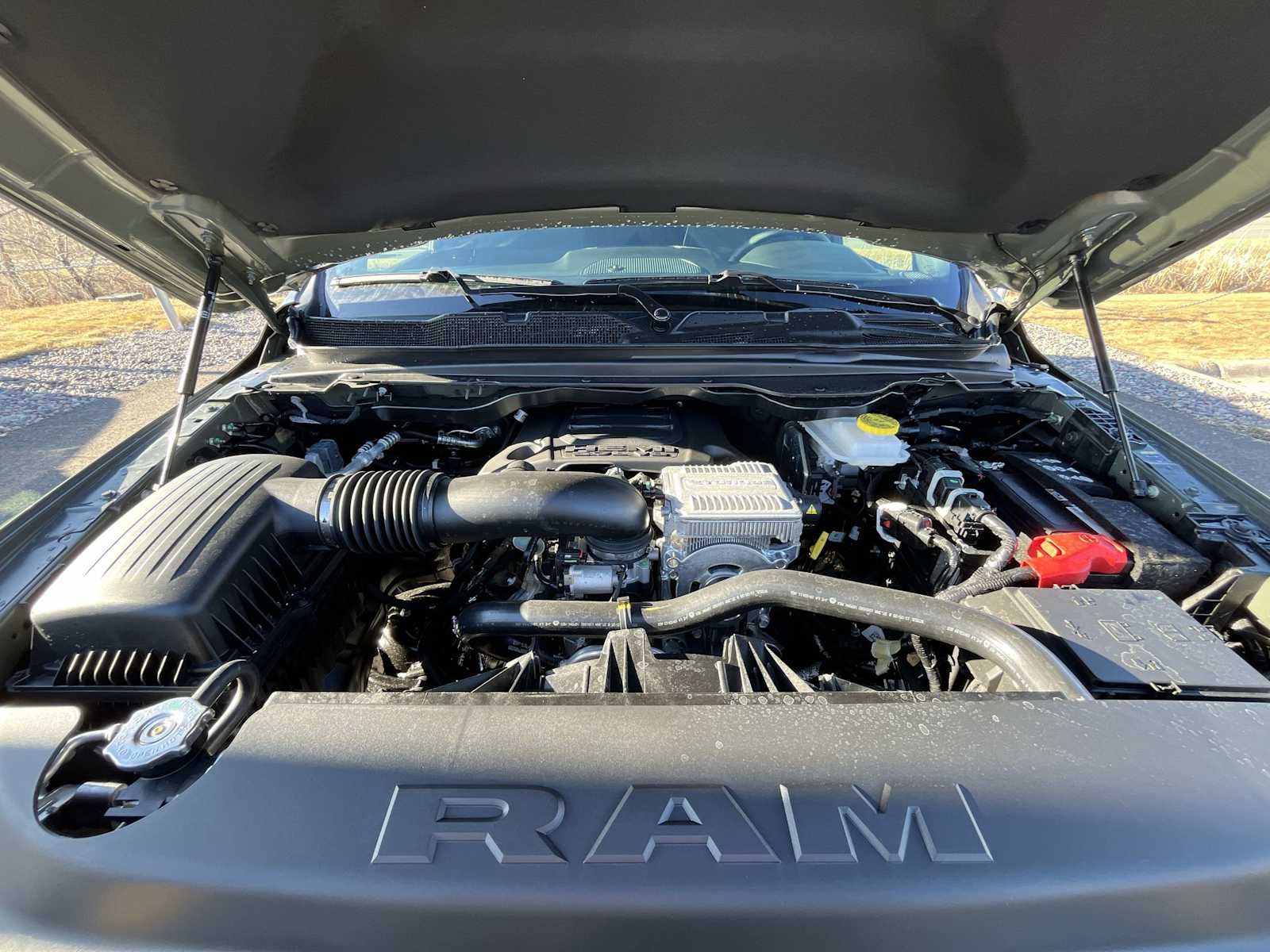 Thumbnail: 2026 RAM 1500 - 9