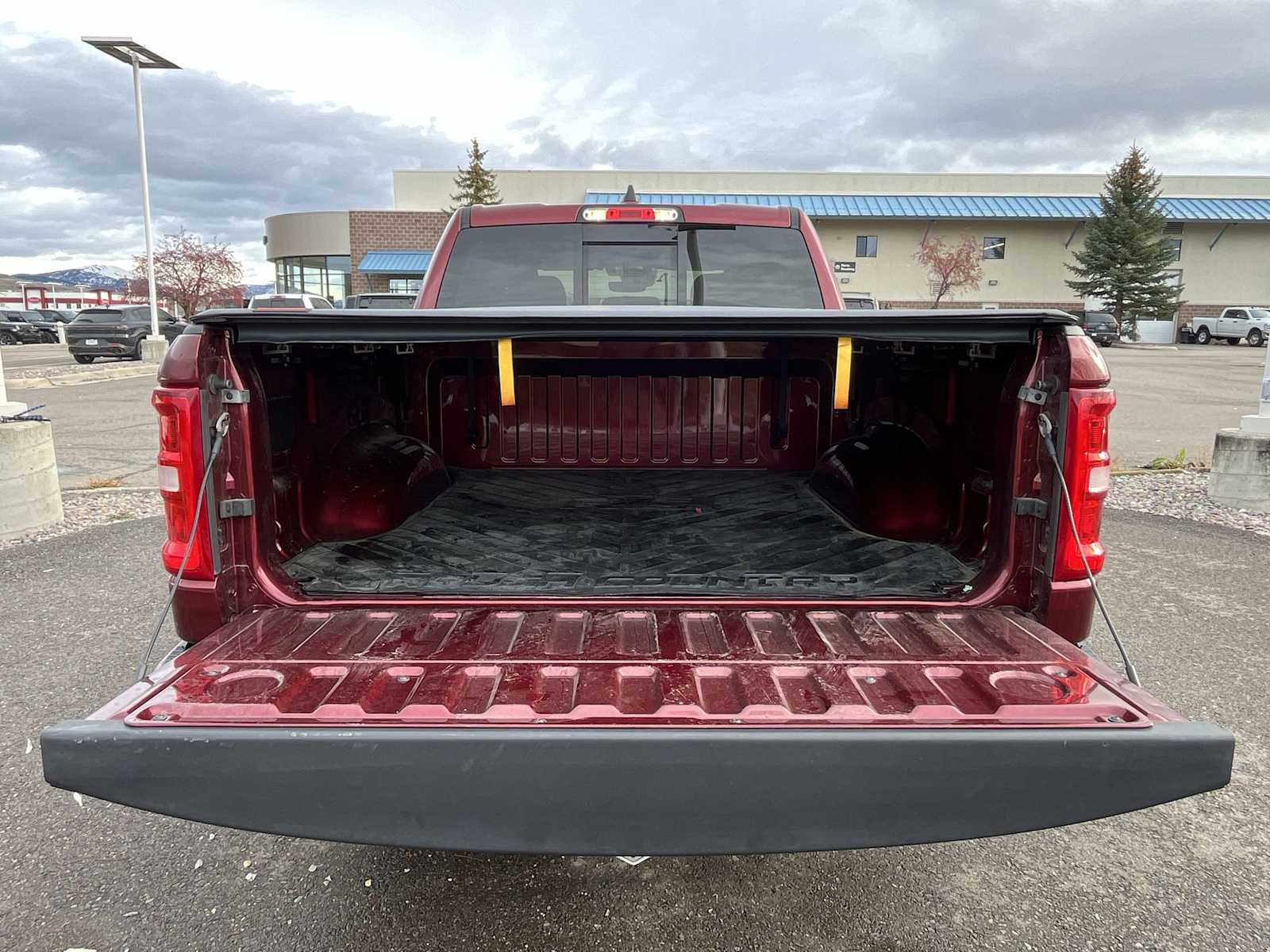 Thumbnail: 2025 RAM 1500 - 19