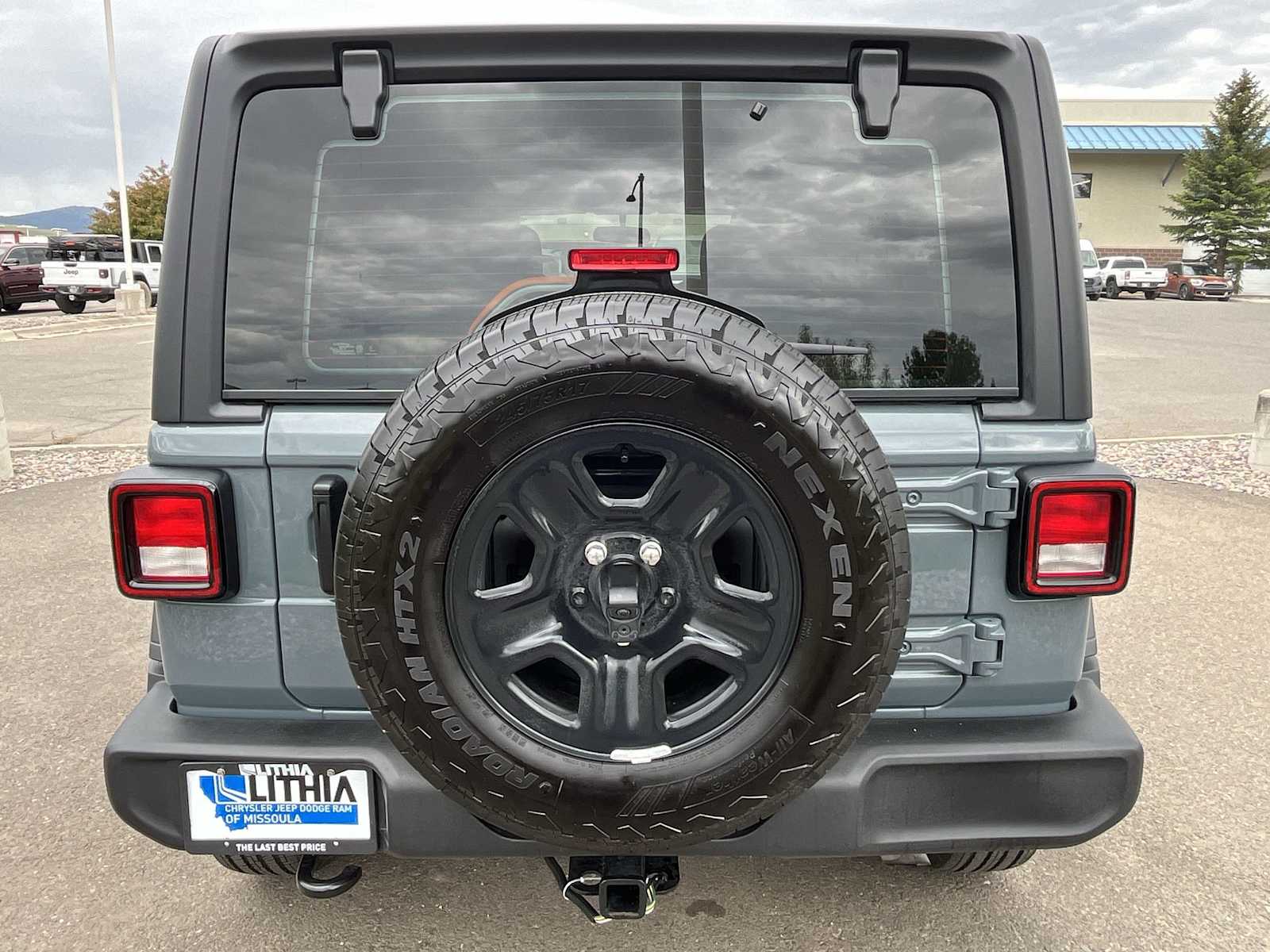 Thumbnail: 2025 Jeep Wrangler - 5