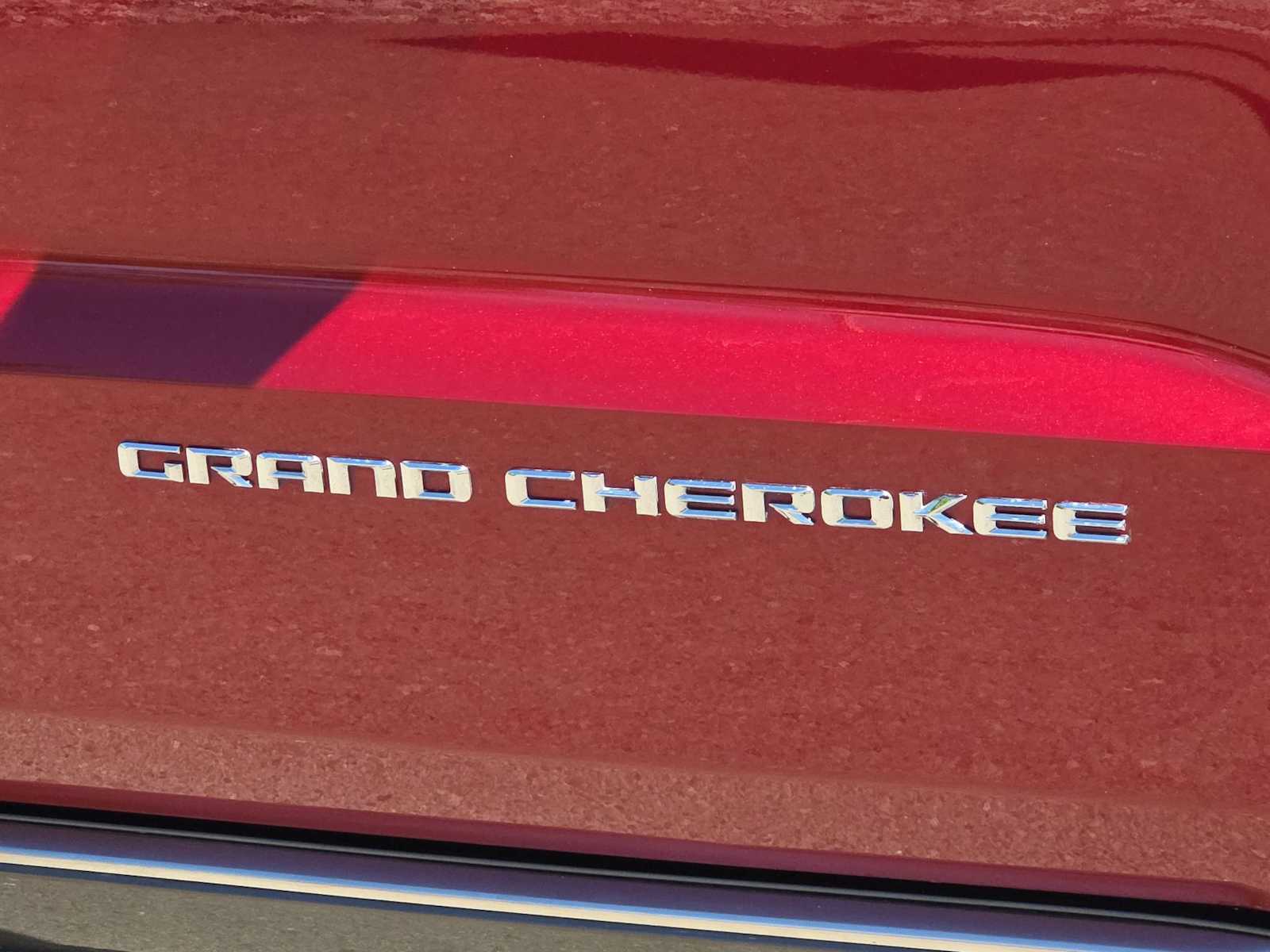 Thumbnail: 2014 Jeep Grand Cherokee - 7