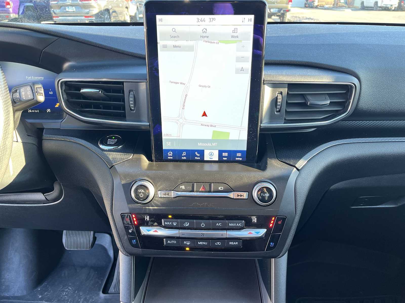 Thumbnail: 2020 Ford Explorer - 16