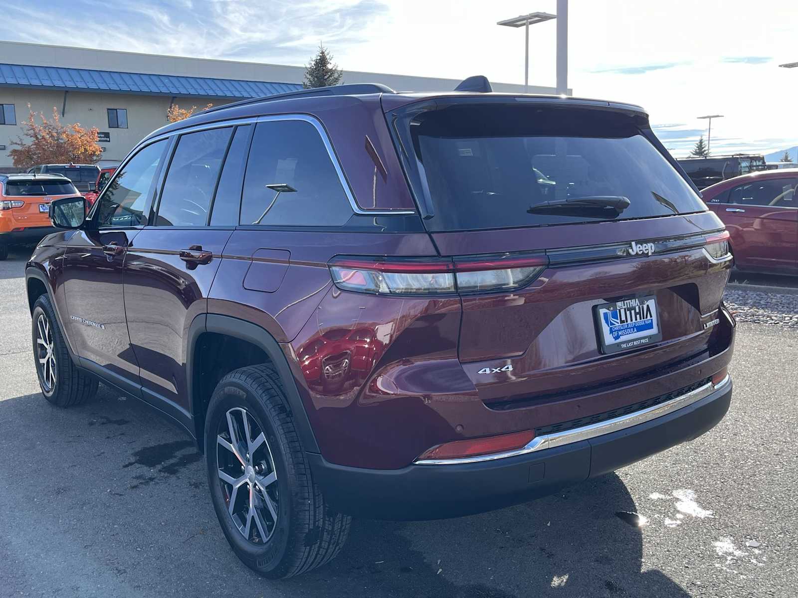 Thumbnail: 2025 Jeep Grand Cherokee - 4