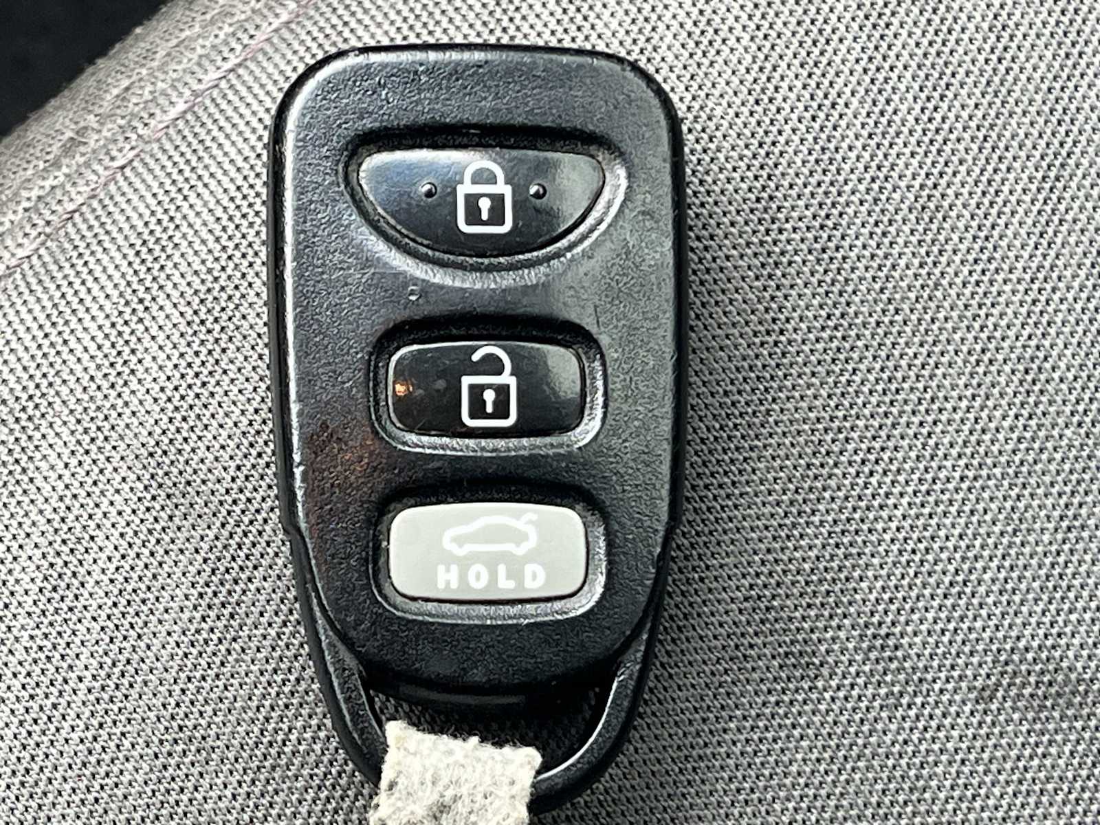 Thumbnail: 2013 Hyundai Elantra - 20