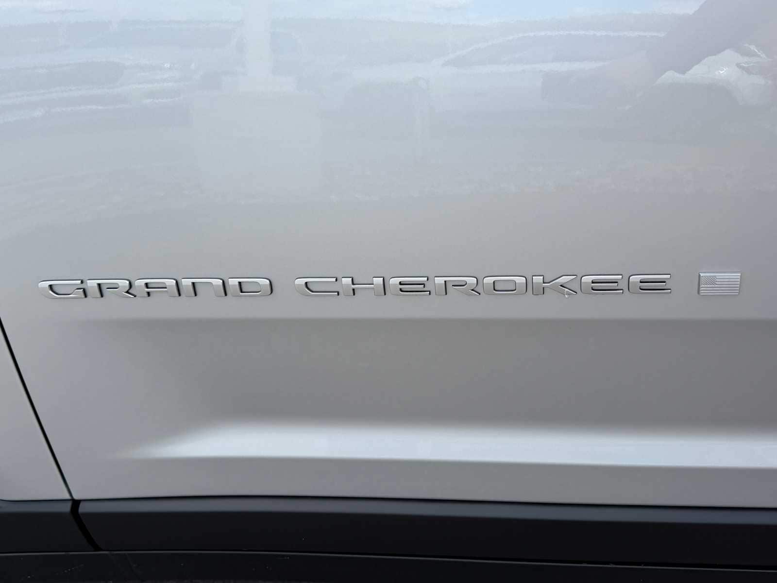 Thumbnail: 2026 Jeep Grand Cherokee - 28