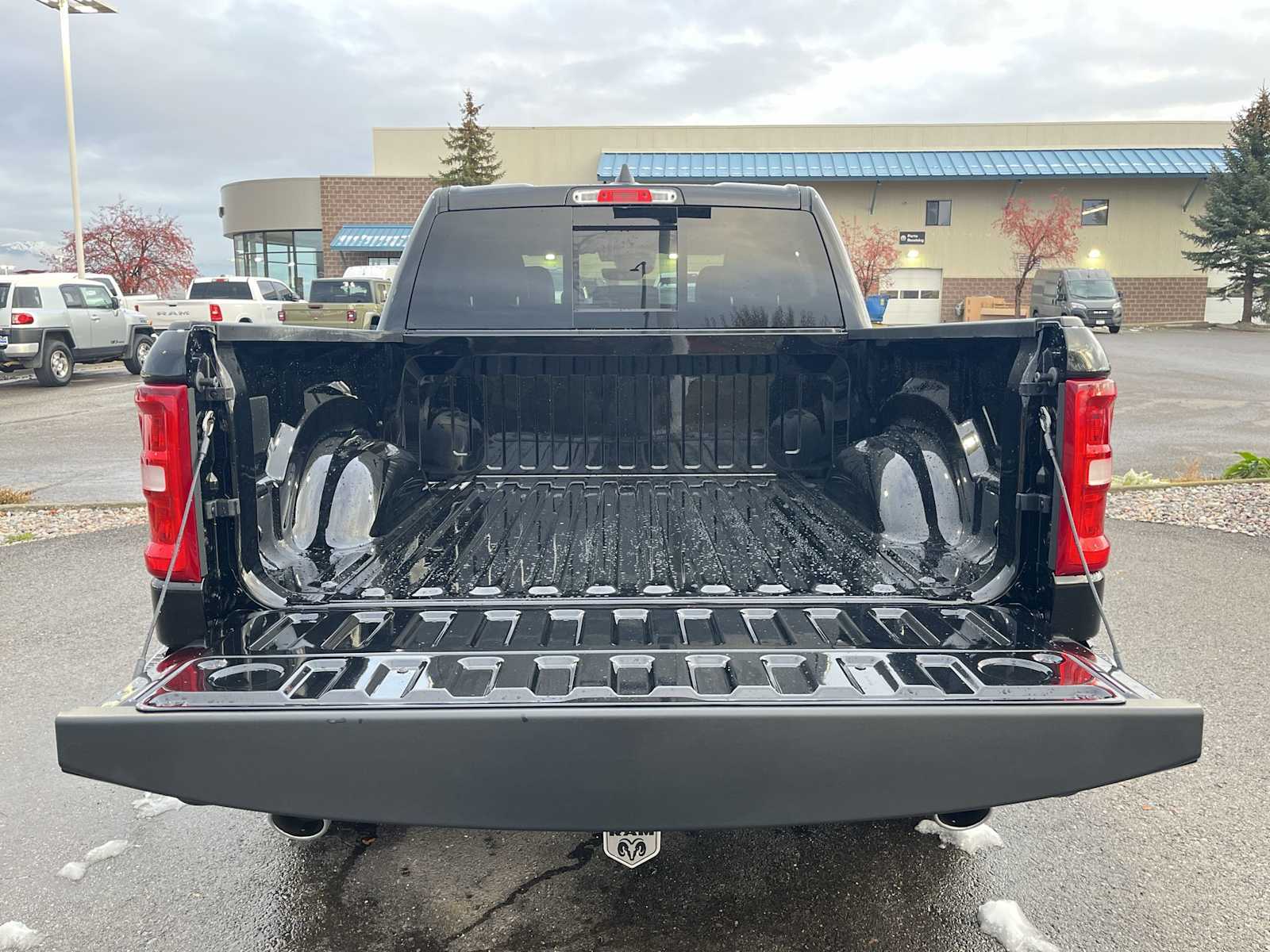 Thumbnail: 2026 RAM 1500 - 19