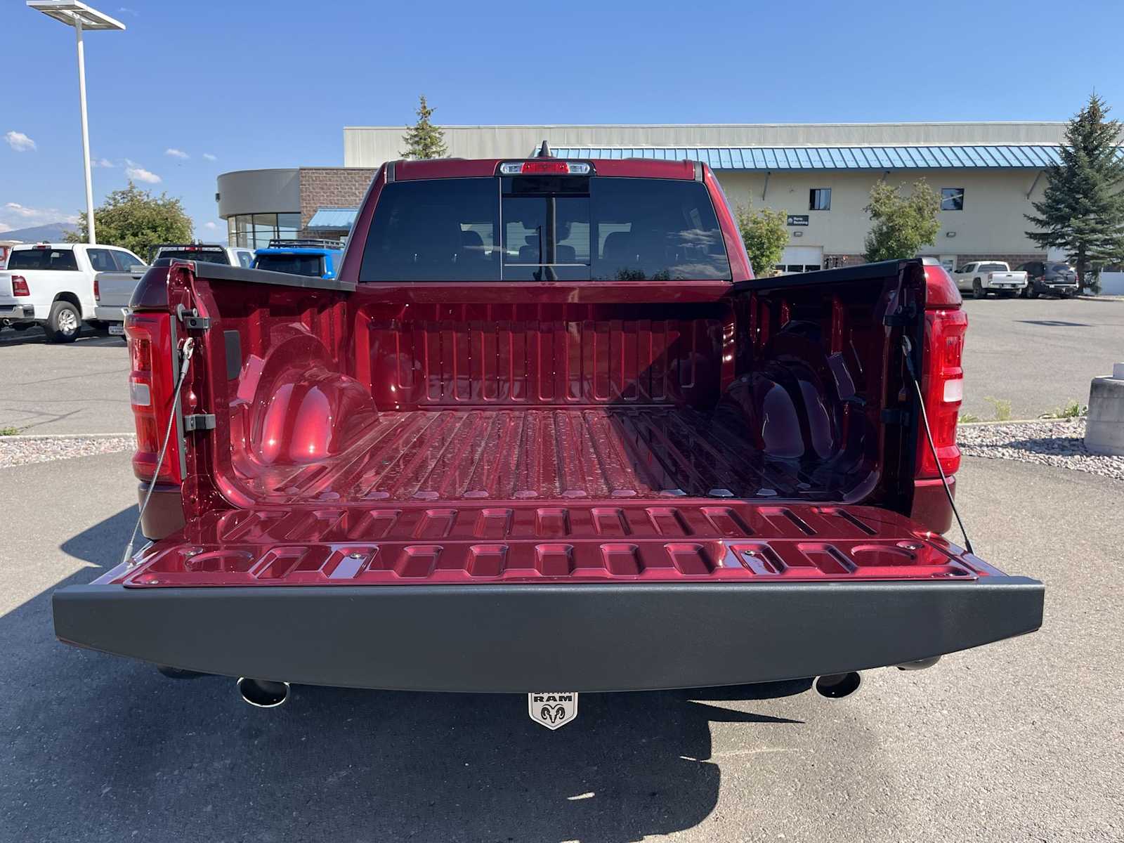 Thumbnail: 2026 RAM 1500 - 19