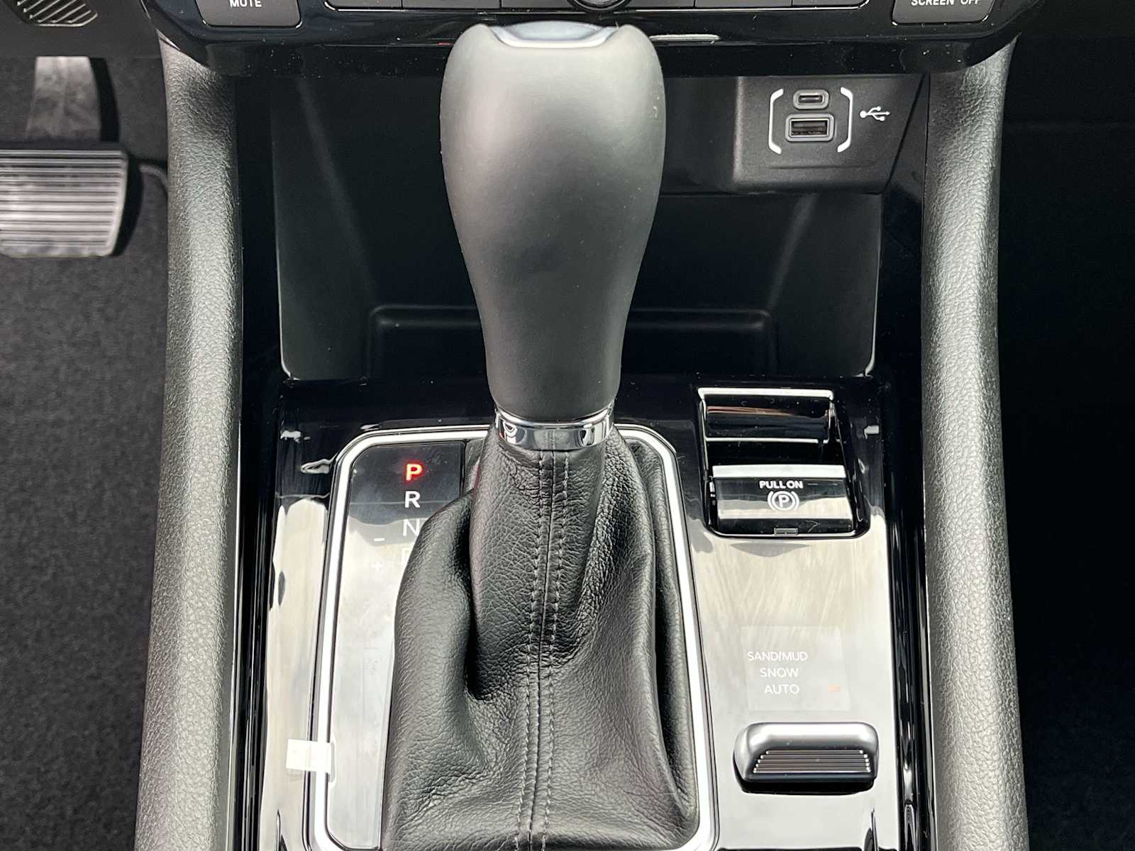 Thumbnail: 2026 Jeep Compass - 17