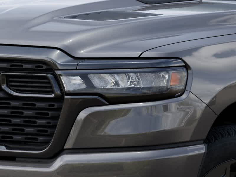 Thumbnail: 2026 RAM 1500 - 5