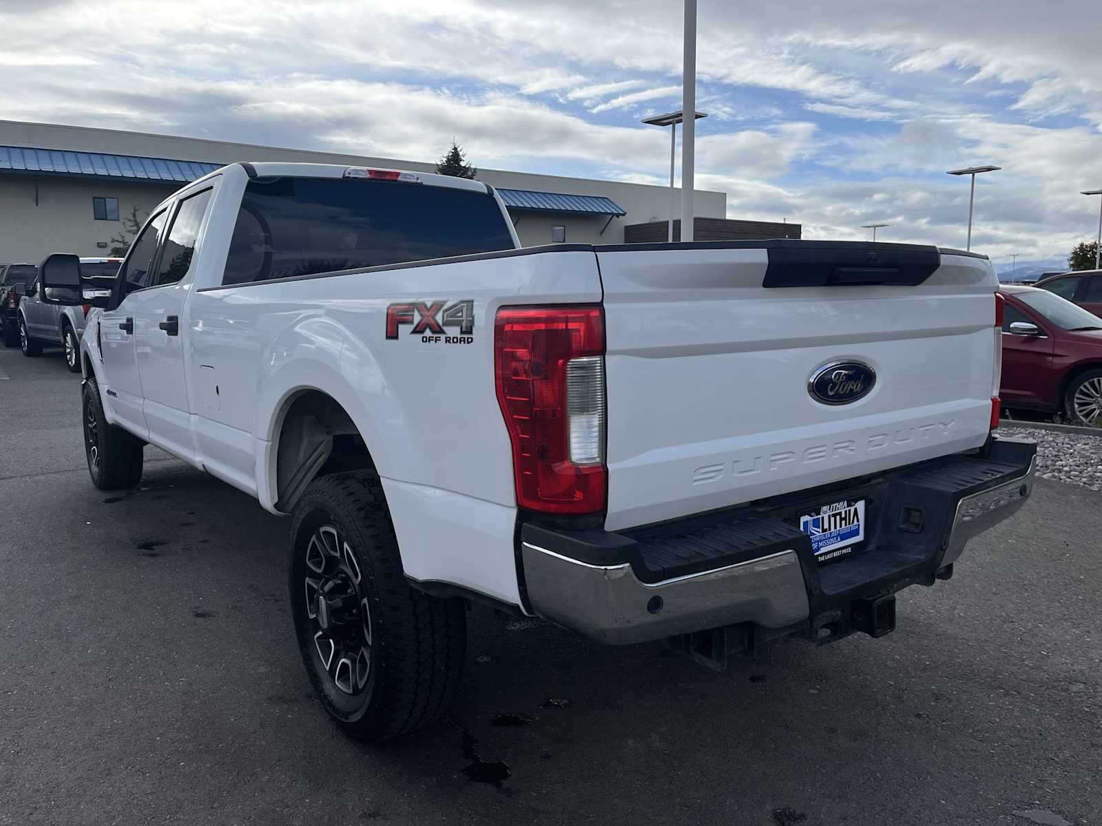 2019 Ford F-350 XLT photo 4