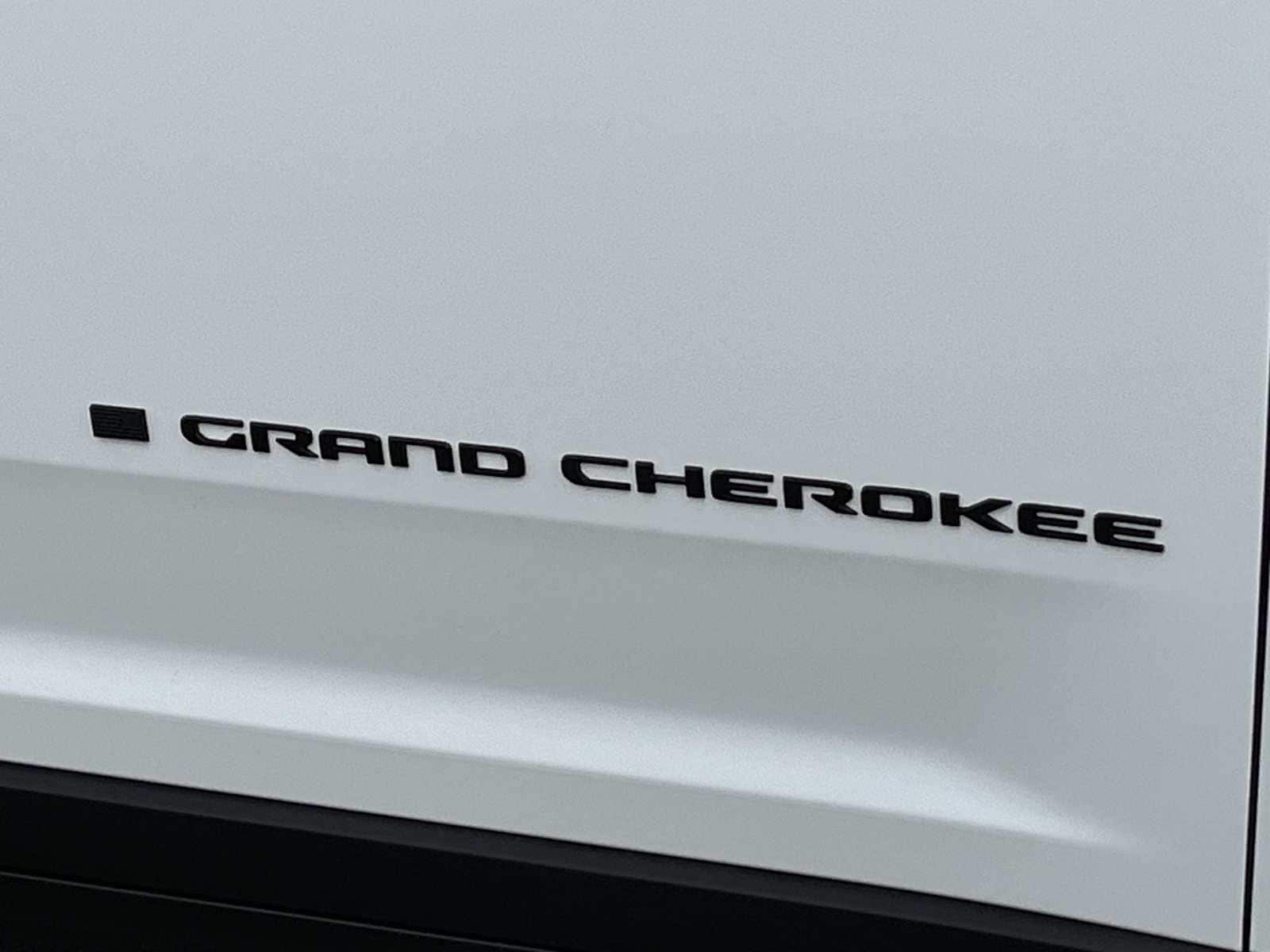 Thumbnail: 2026 Jeep Grand Cherokee - 7