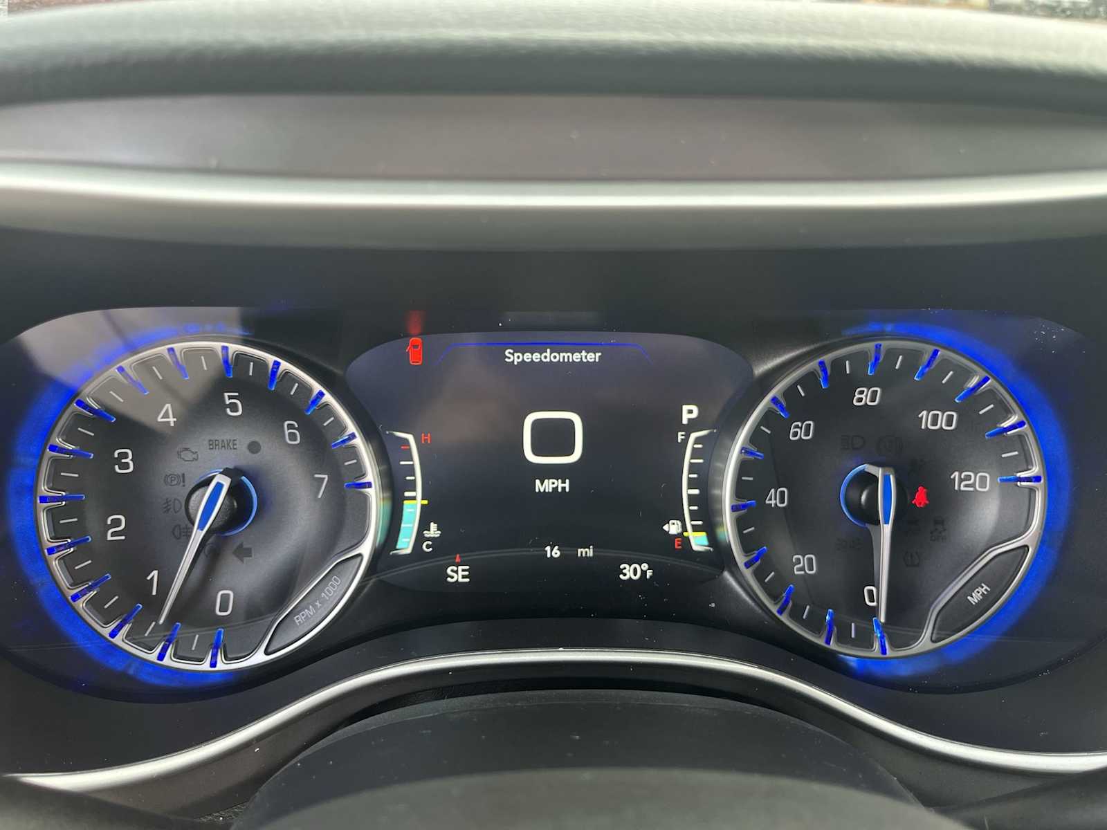 Thumbnail: 2026 Chrysler Pacifica - 18