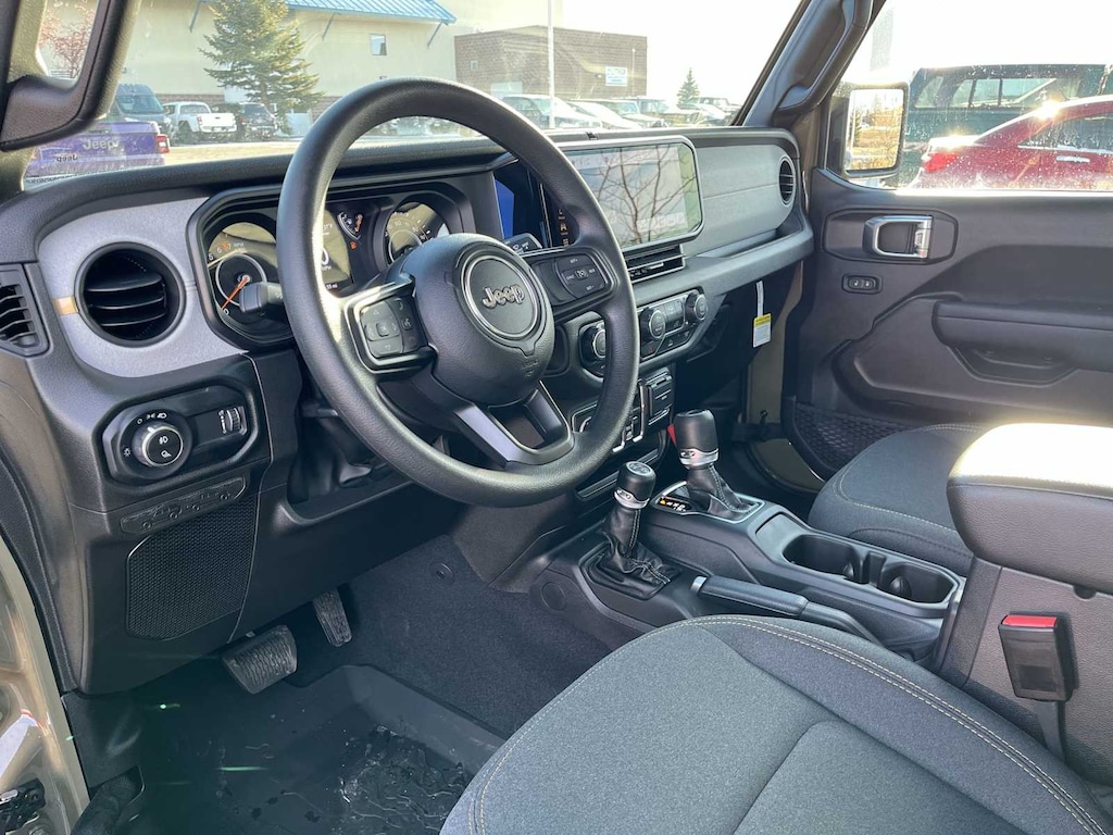 New 2026 Jeep Gladiator SPORT 4X4 Pickup