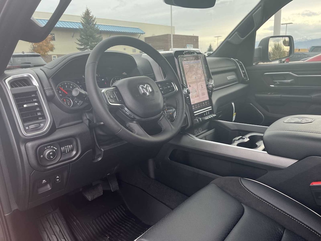 New 2026 Ram 1500 LARAMIE CREW CAB 4X4 5'7 BOX Pickup