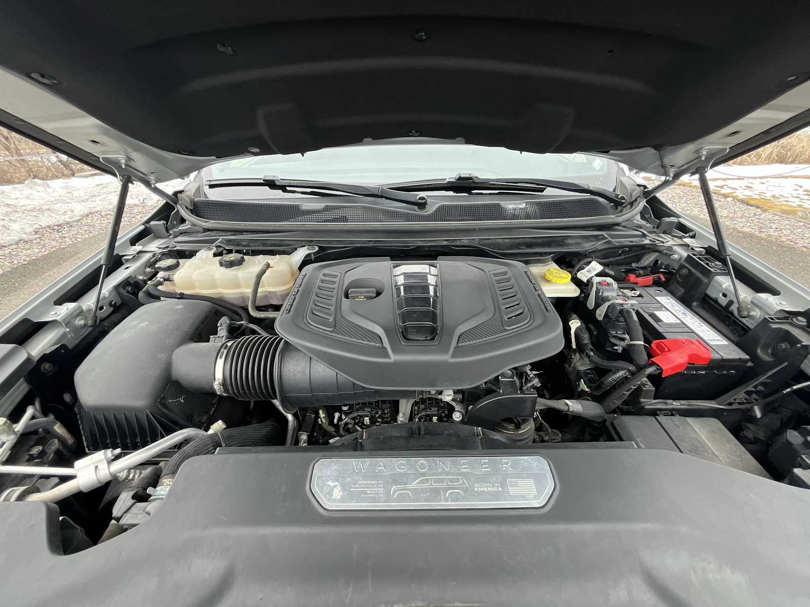 Thumbnail: 2023 Jeep Wagoneer - 9