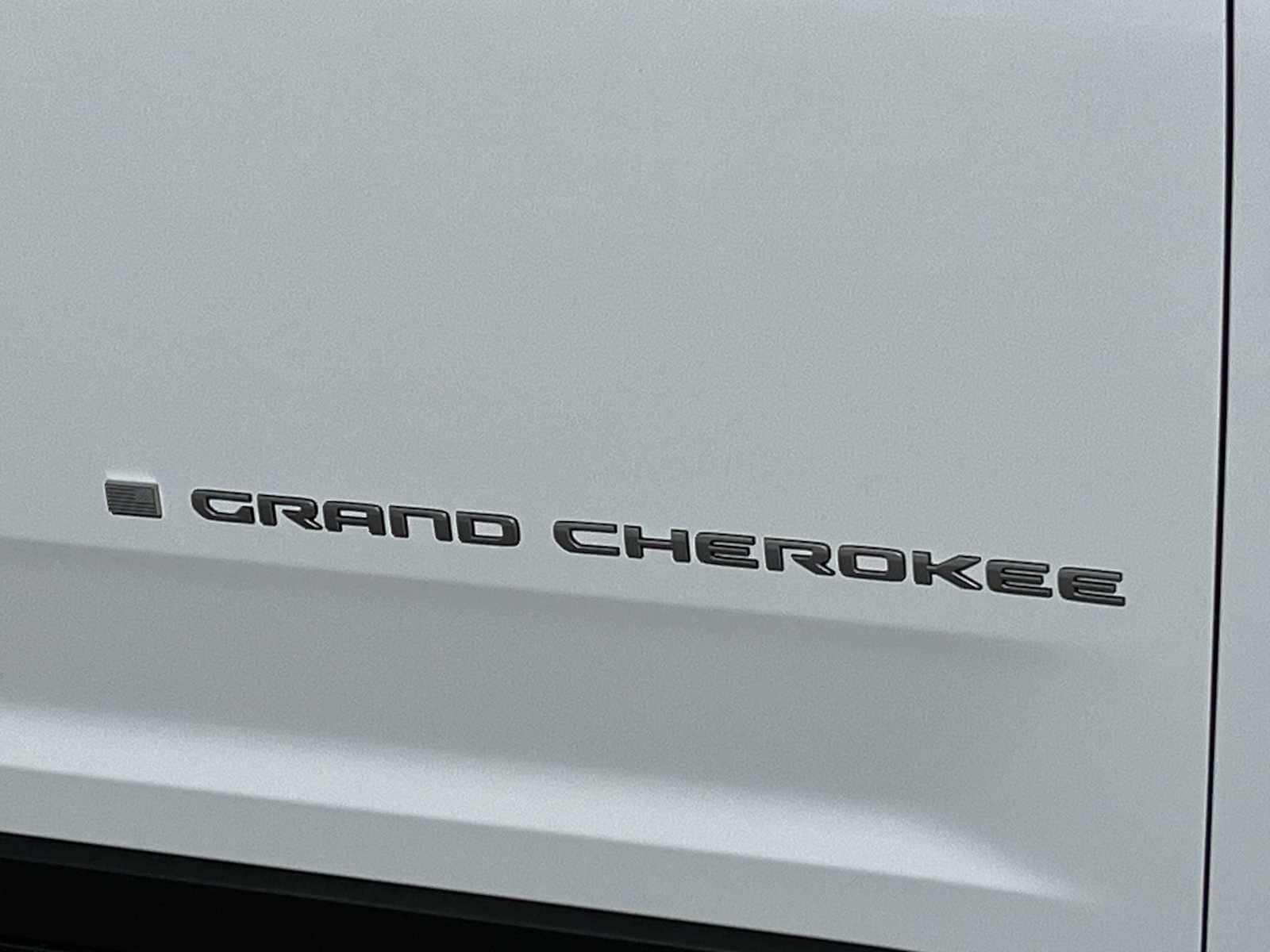 Thumbnail: 2025 Jeep Grand Cherokee - 7