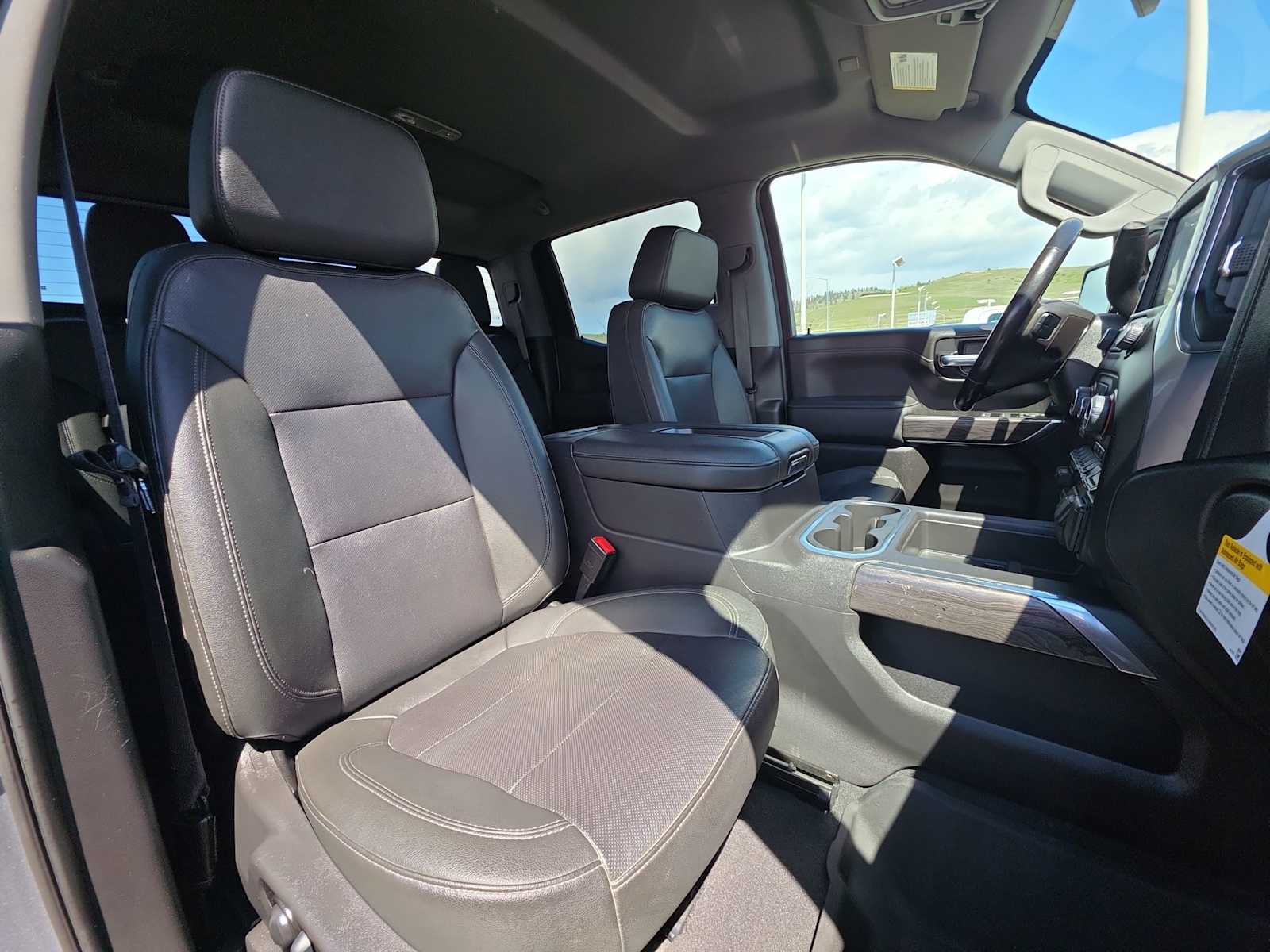 Thumbnail: 2022 Chevrolet Silverado 1500 - 14