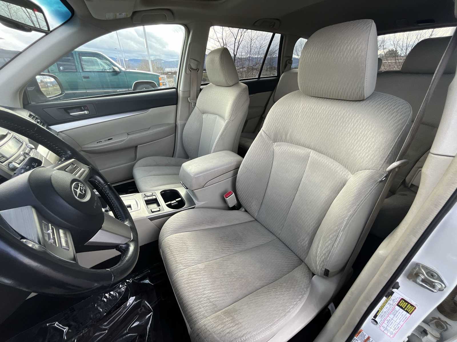 Thumbnail: 2010 Subaru Outback - 11