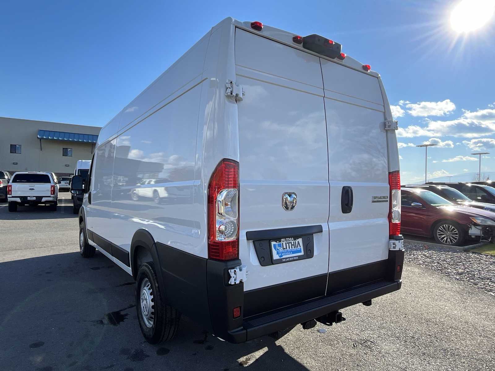 2025 Ram ProMaster 3500 Cargo Van photo 2