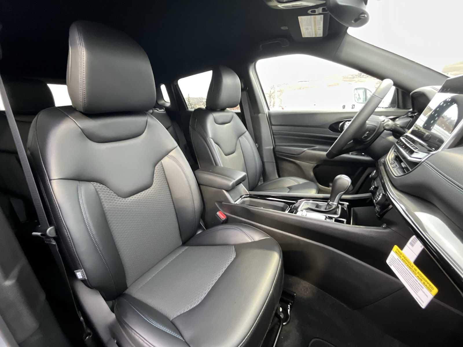 Thumbnail: 2026 Jeep Compass - 14