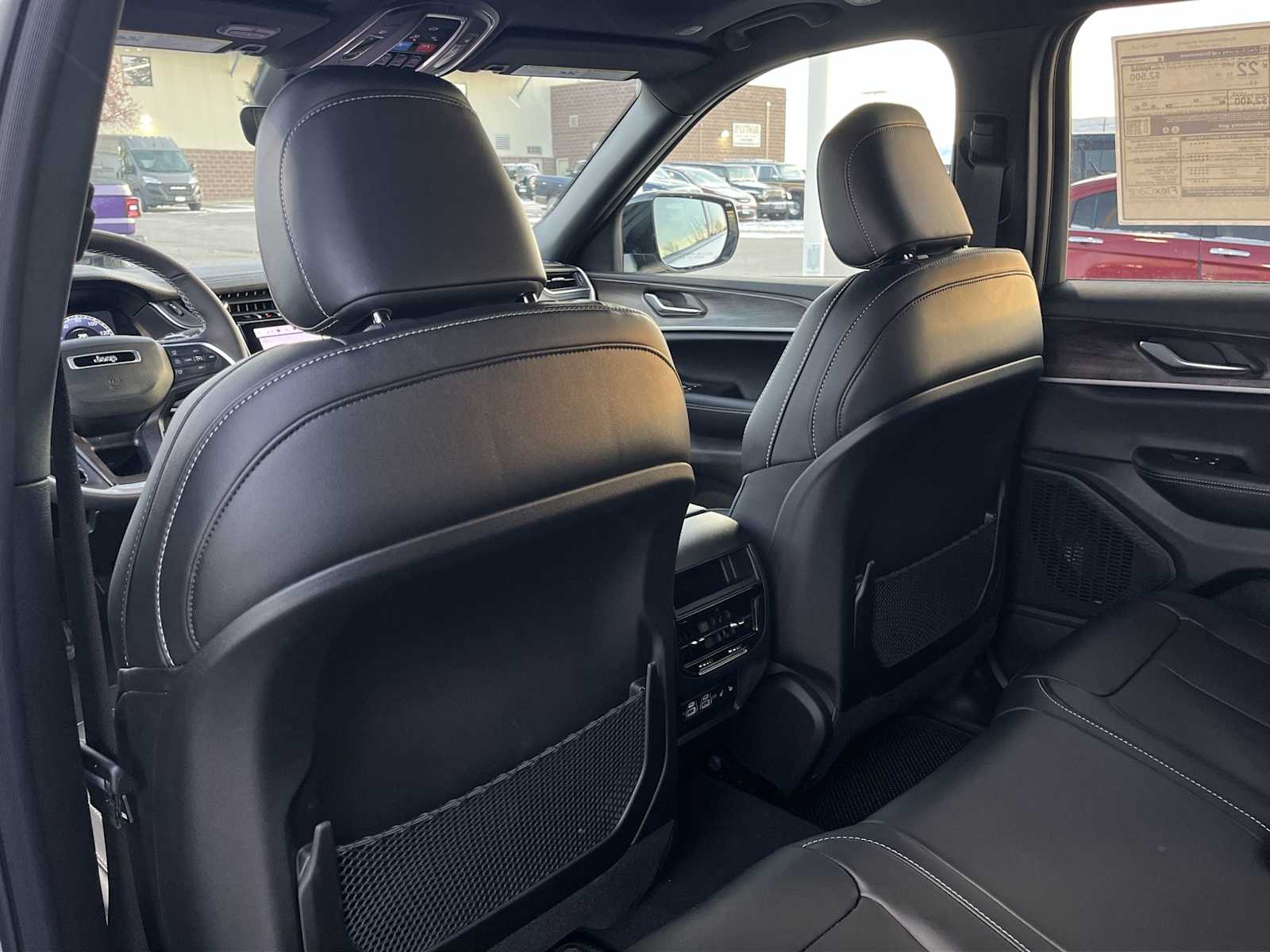 Thumbnail: 2025 Jeep Grand Cherokee - 12